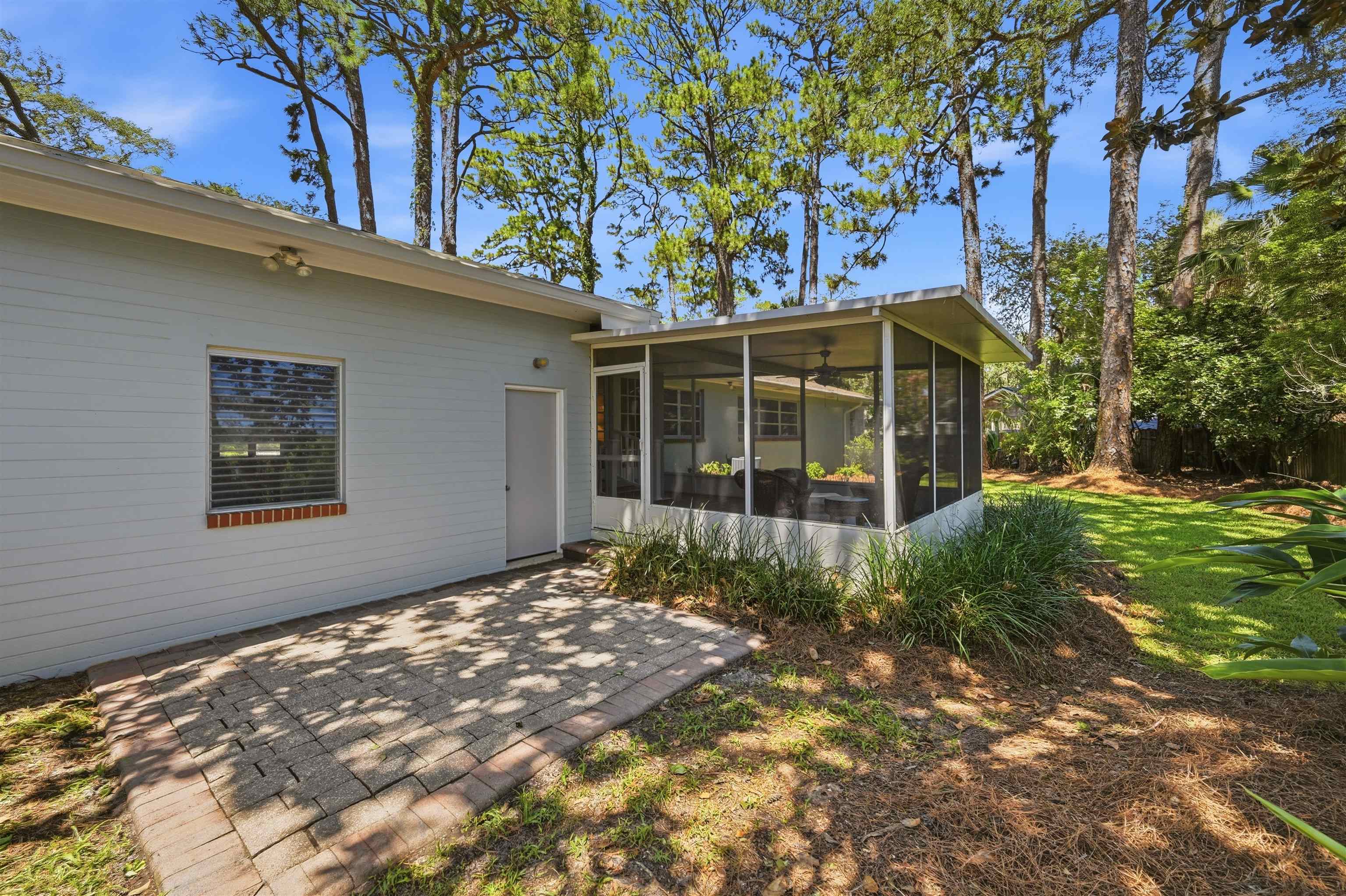 49 Sylvan Dr