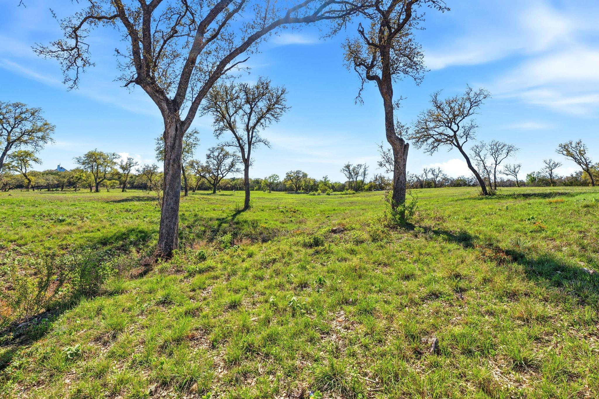 4 Creek Hollow WAY