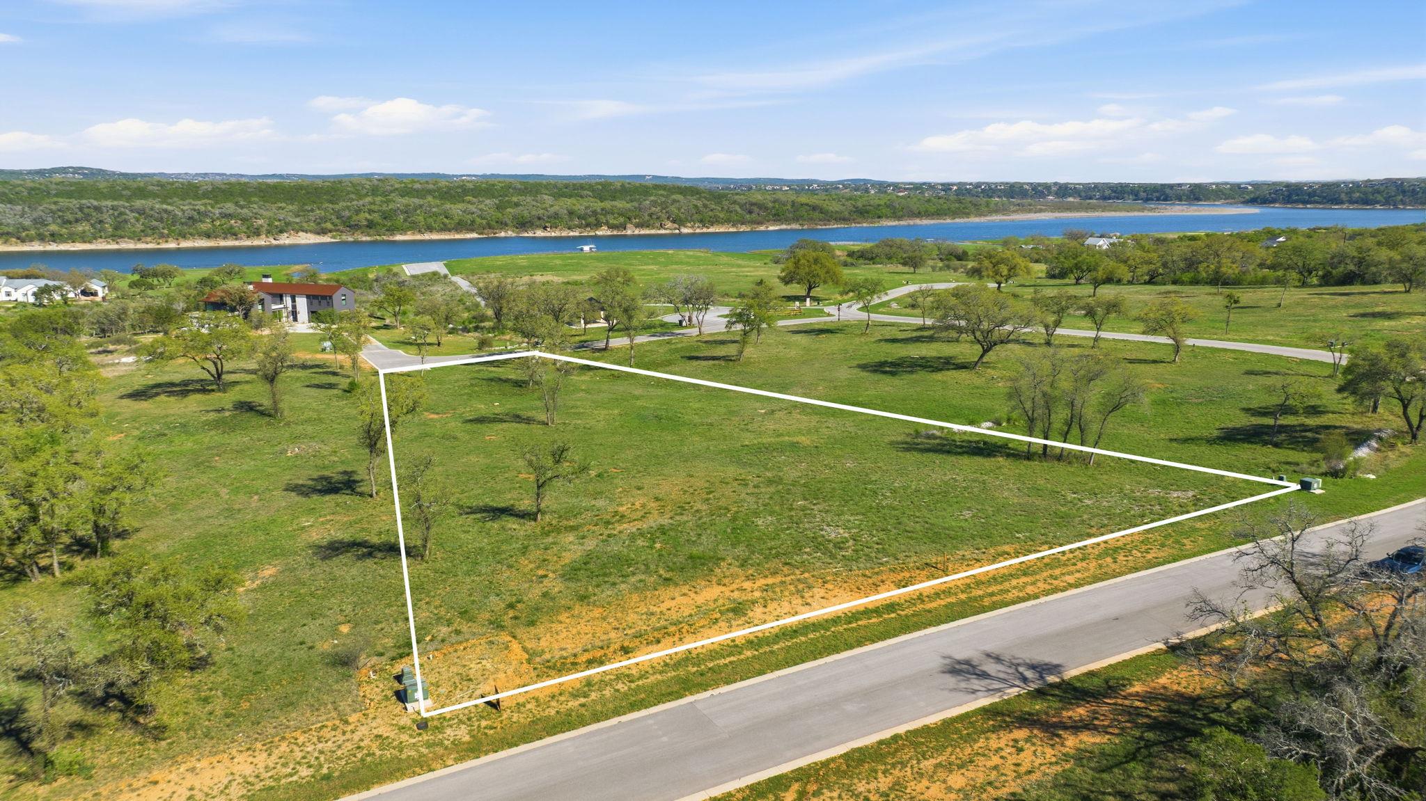 4 Creek Hollow WAY