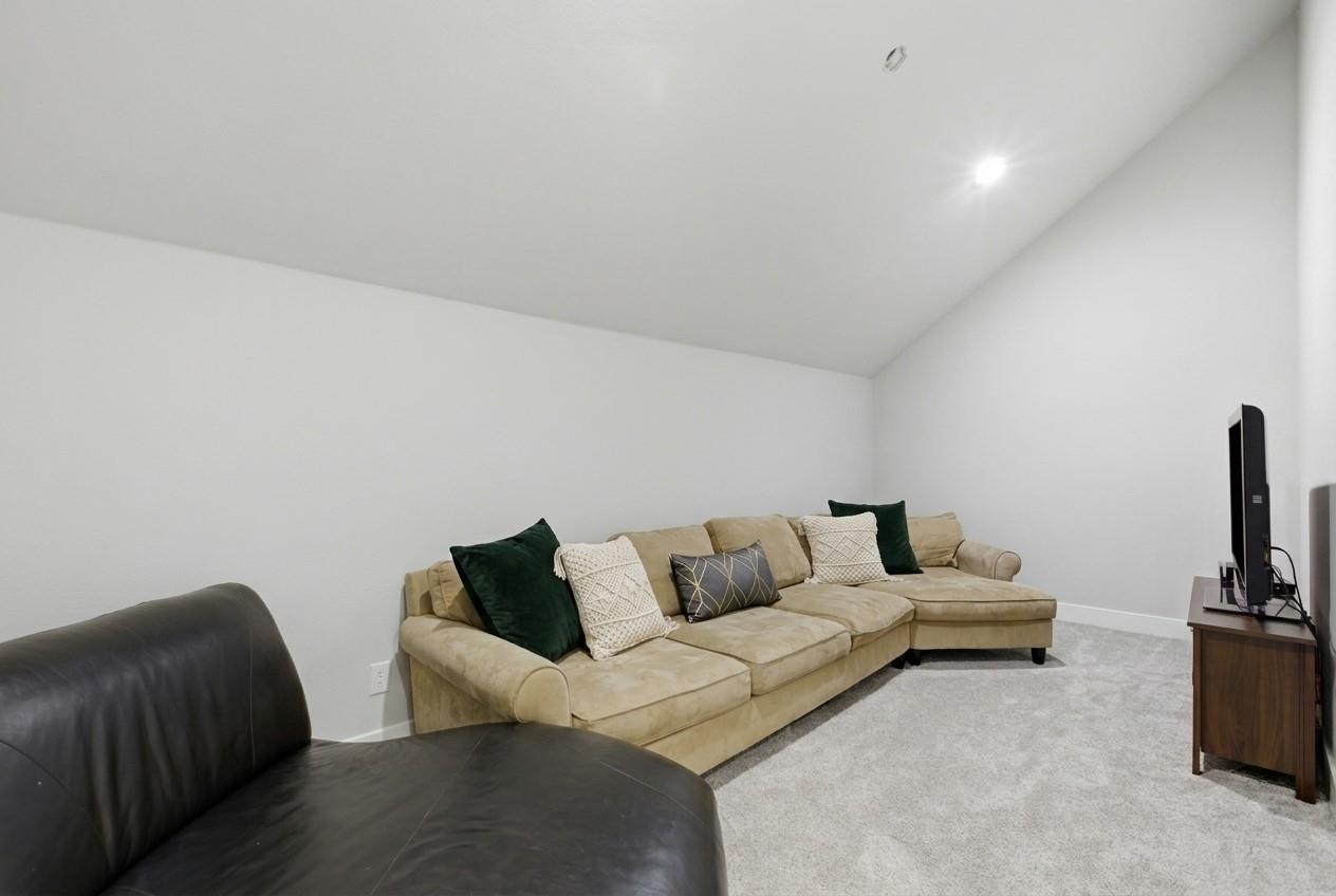414 Wesley Ridge DR