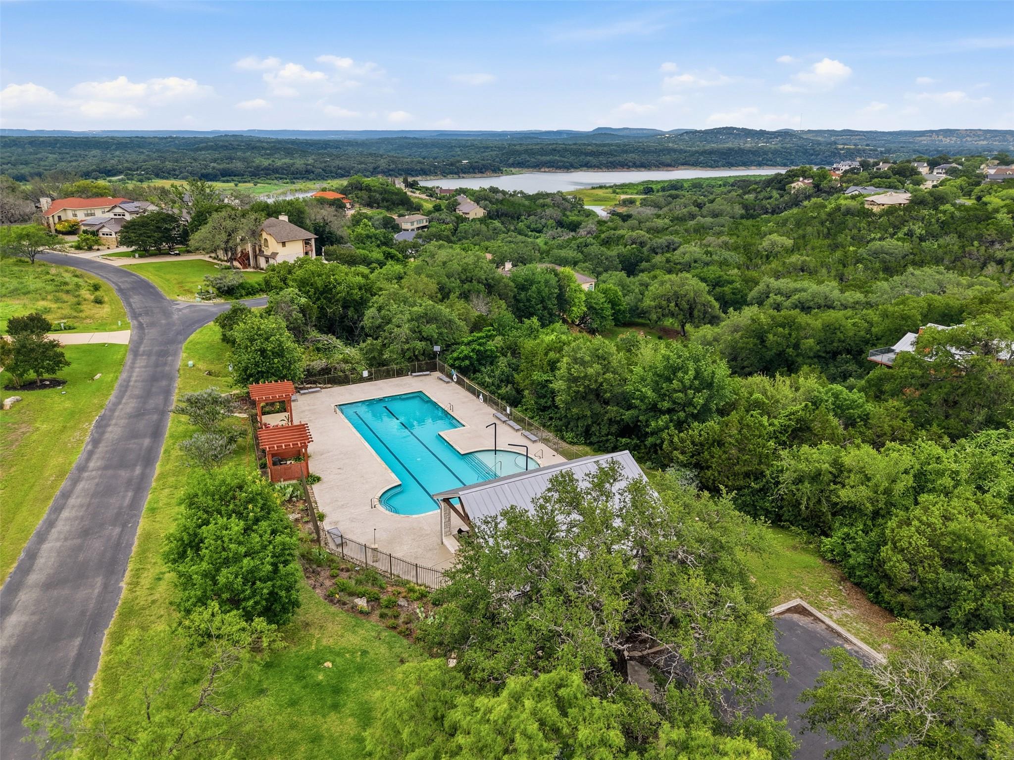 414 Wesley Ridge DR