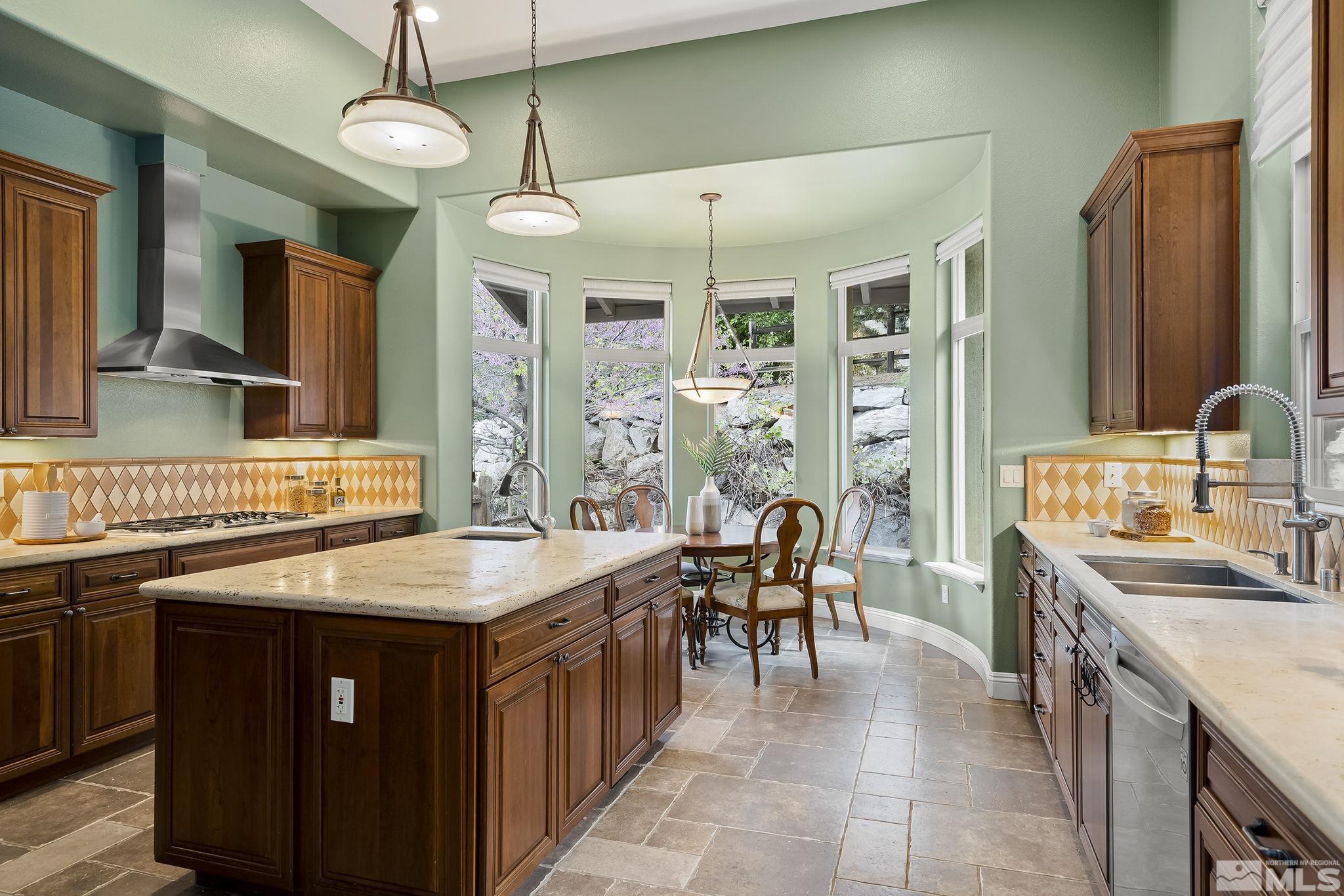 1870 Dove Mountain Ct.