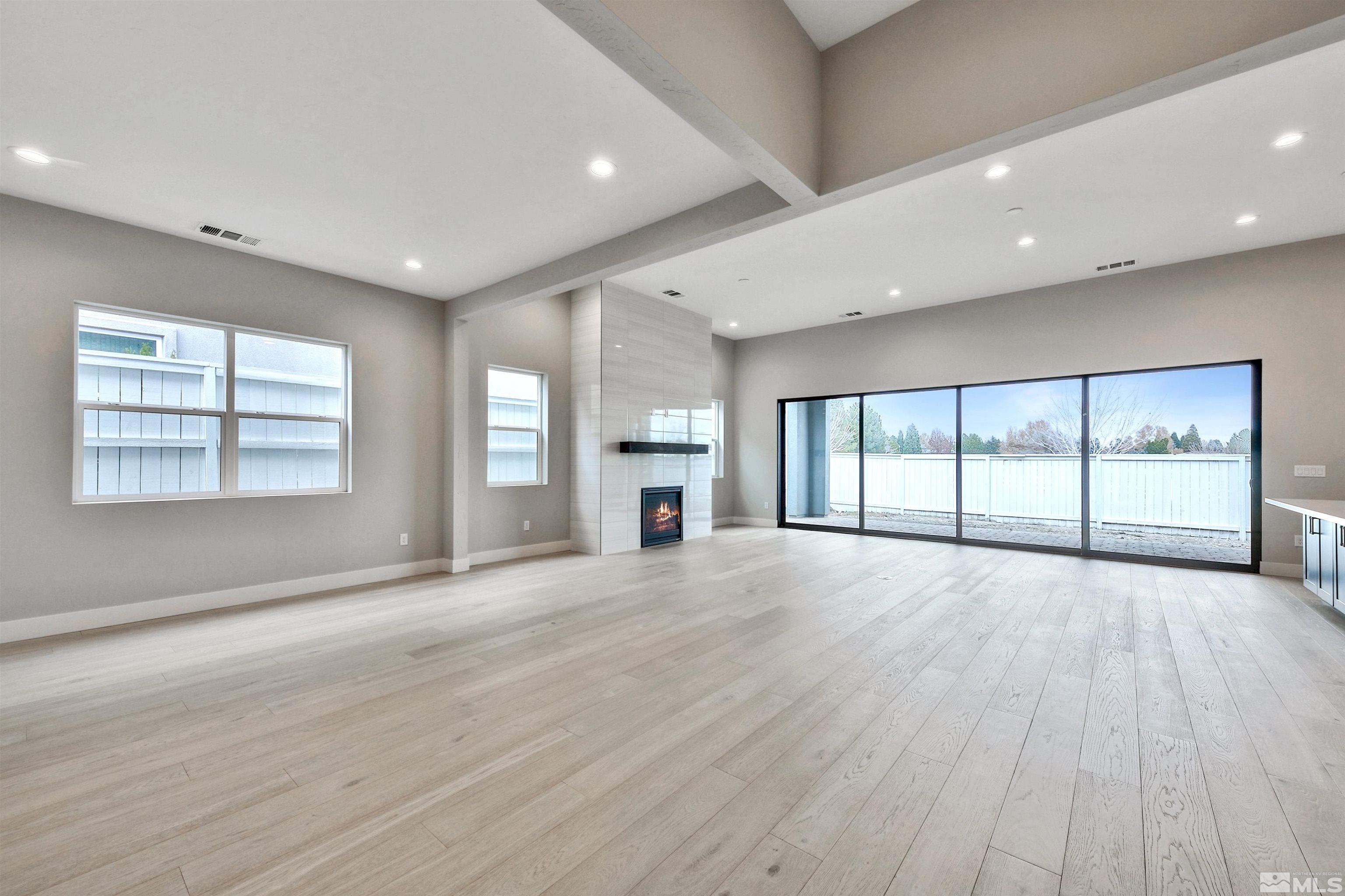 637 Braided Rope Dr.