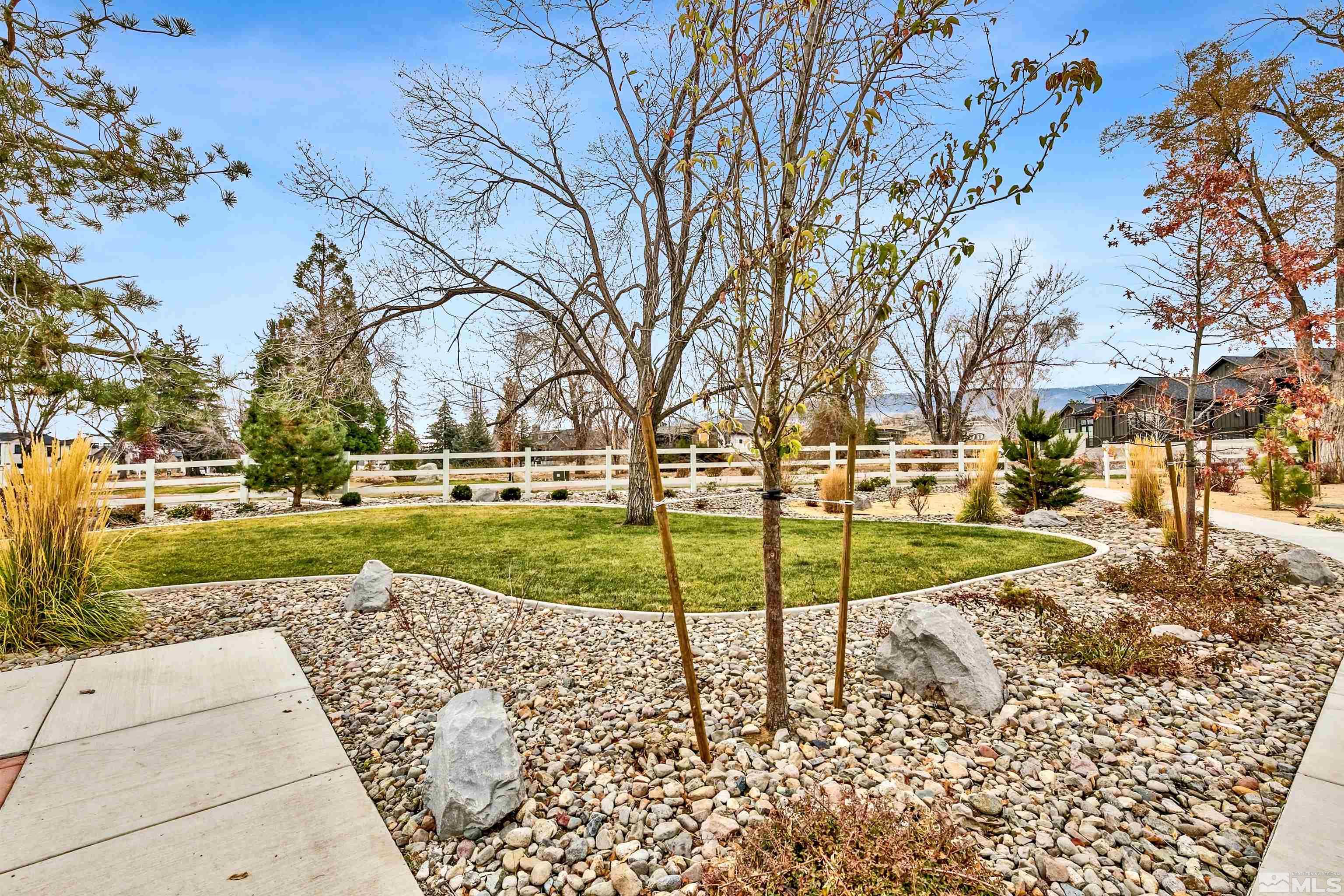 637 Braided Rope Dr.