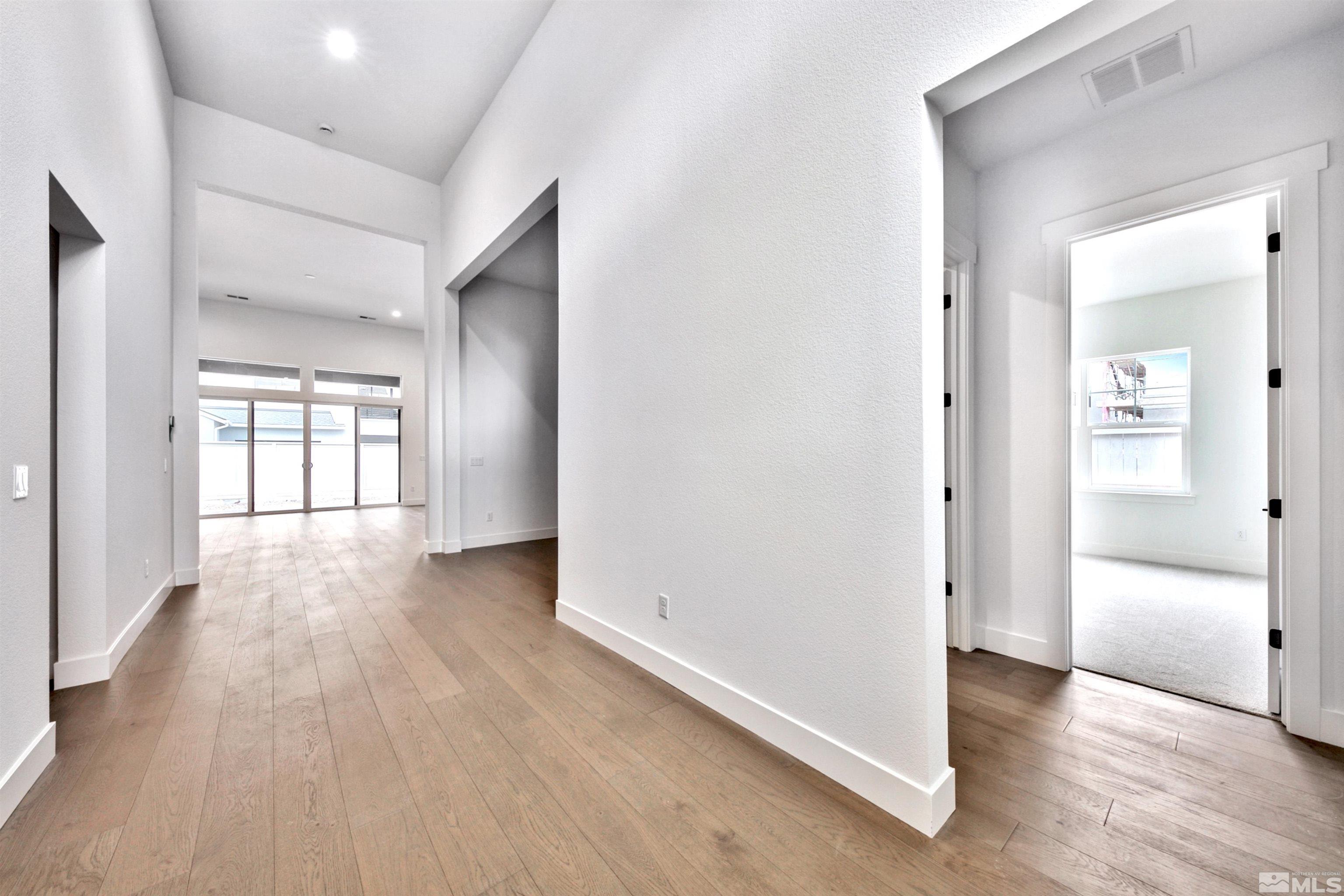 5425 Side Saddle Trail