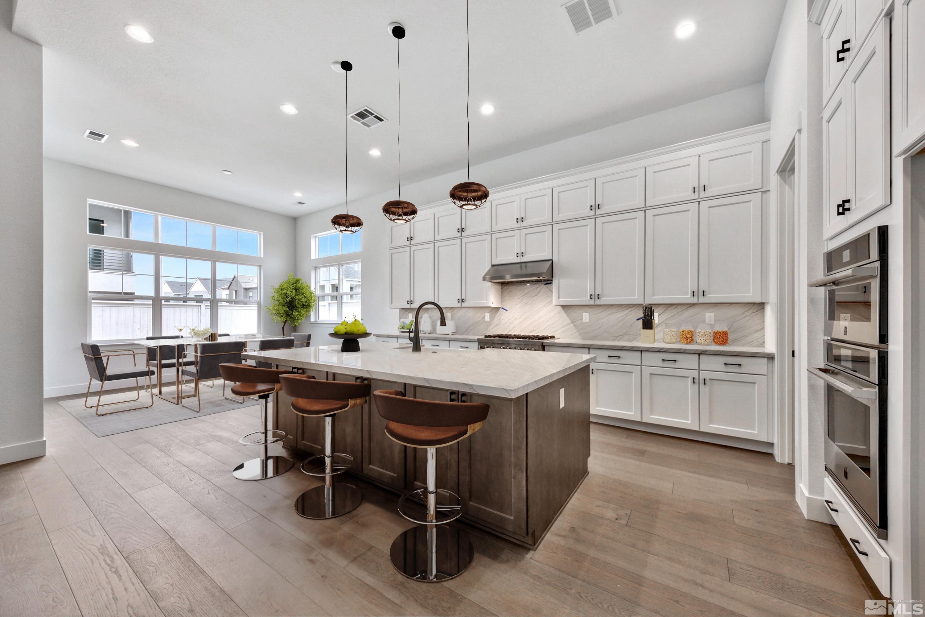 5425 Side Saddle Trail