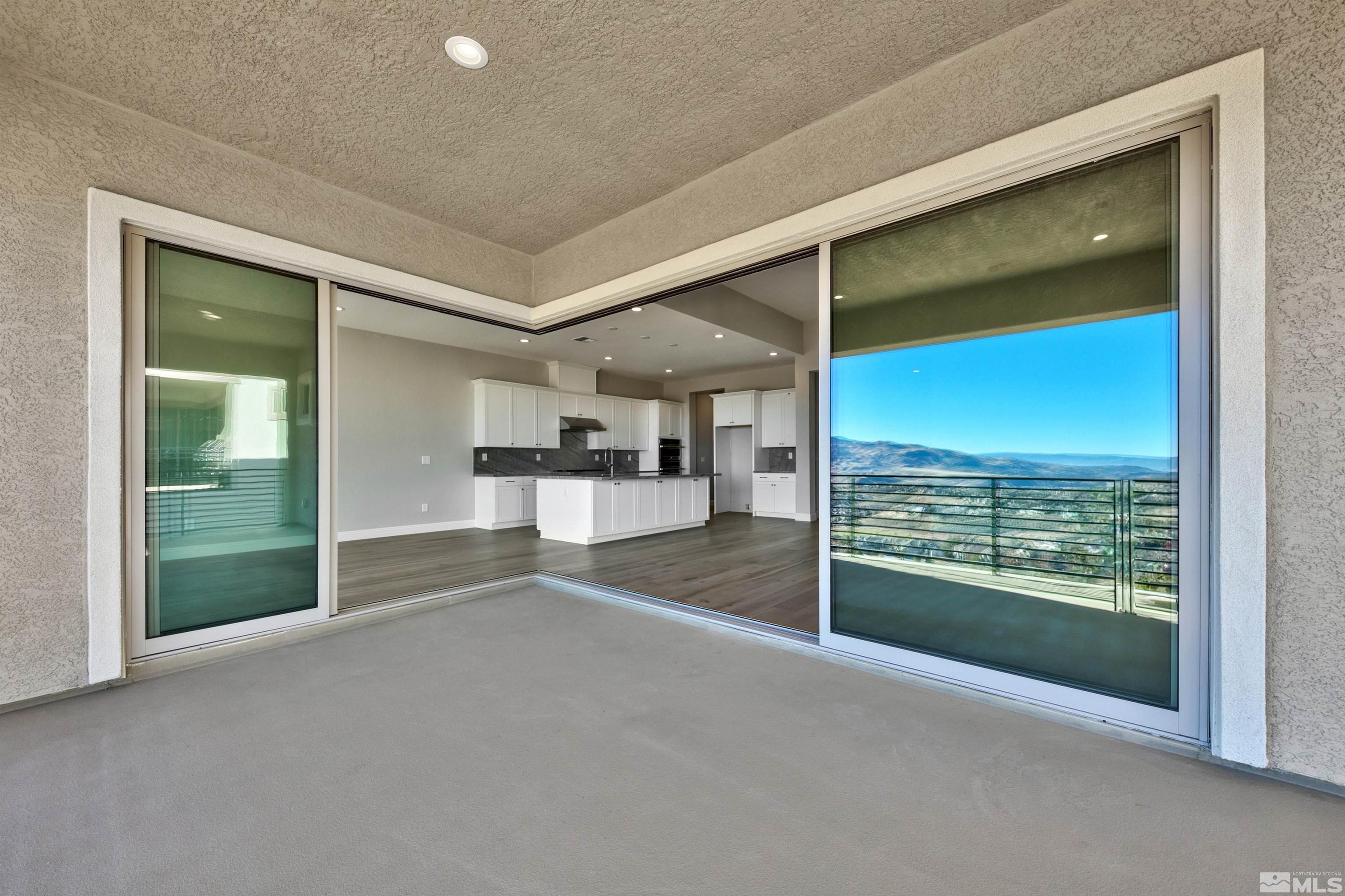 8916 971 country estates circle