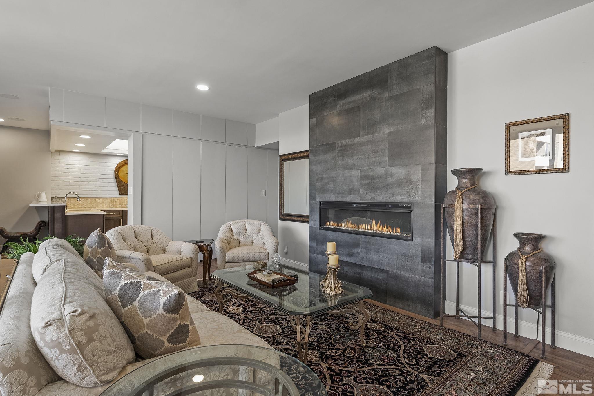 1200 Riverside Dr. #1244