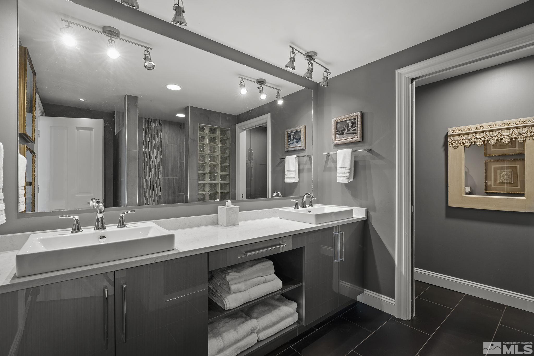 1200 Riverside Dr. #1244