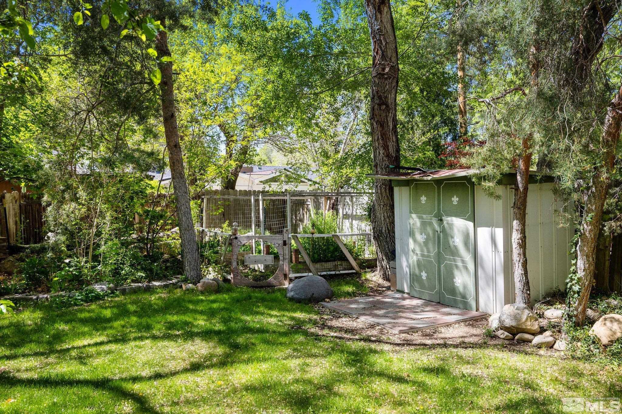 1555 S Marsh Ave.