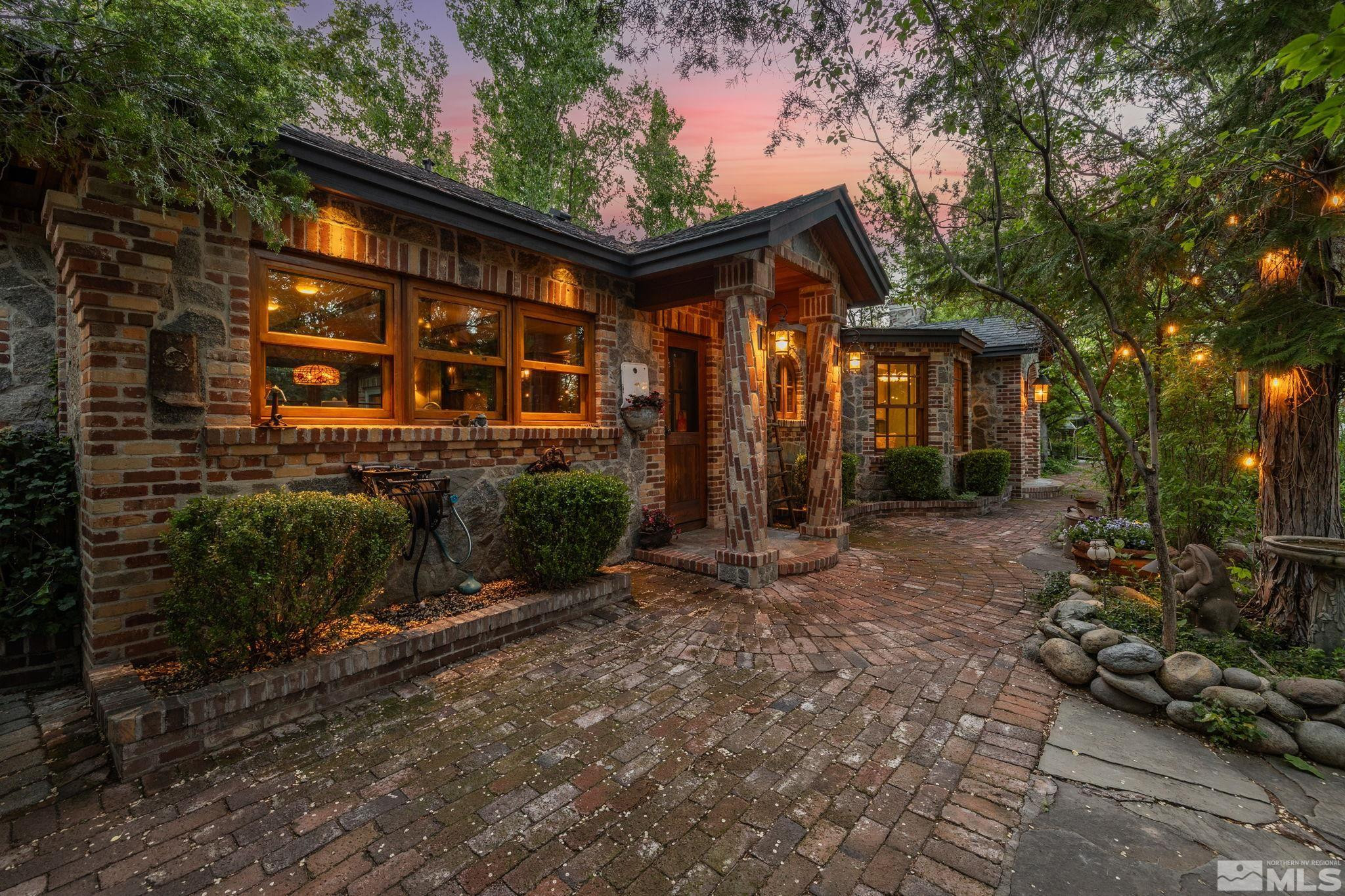 1555 S Marsh Ave.