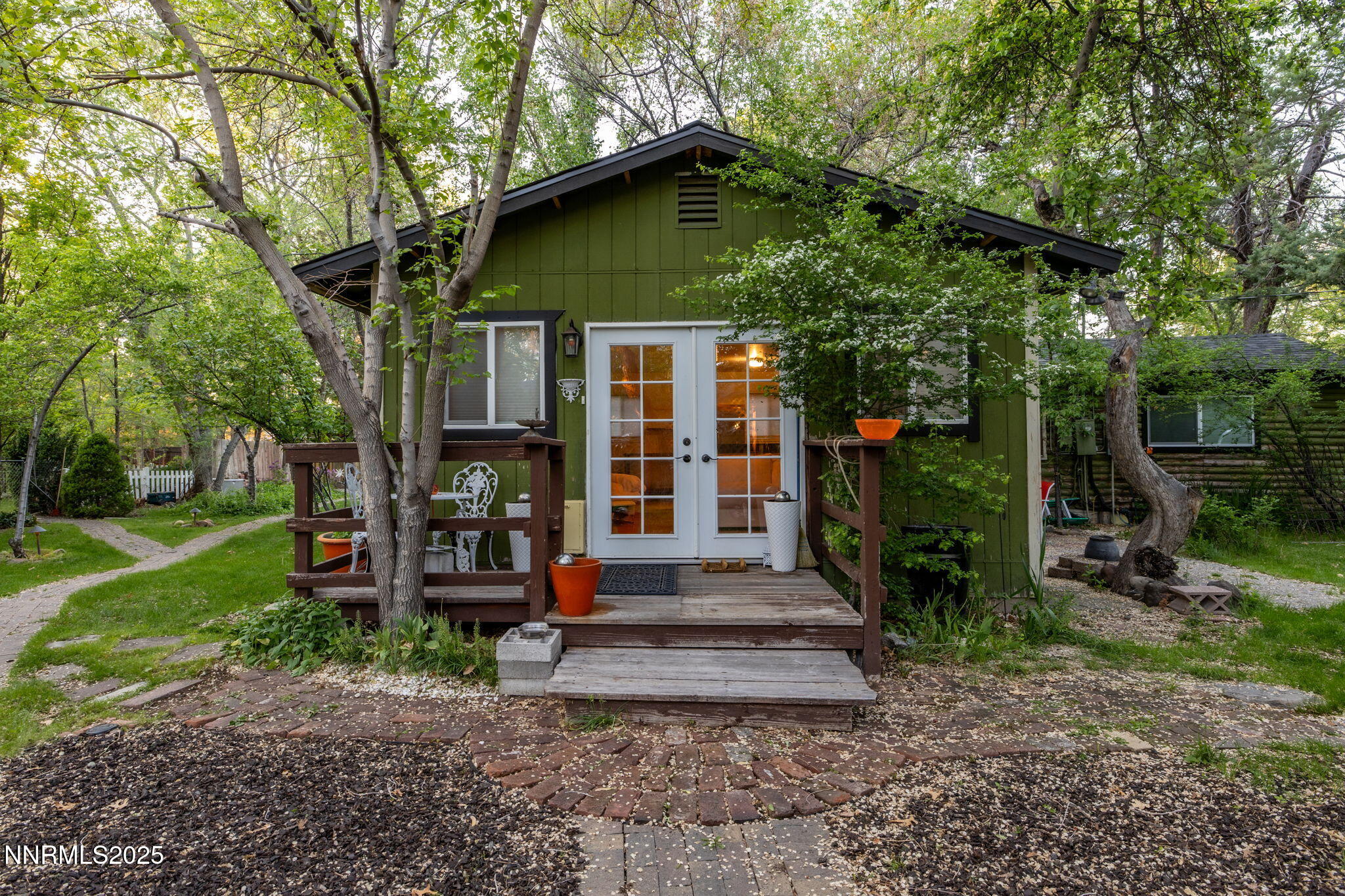 1555 S Marsh Ave.