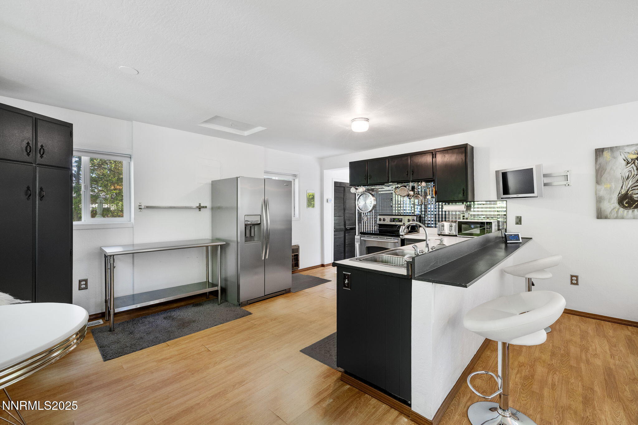 1555 S Marsh Ave.