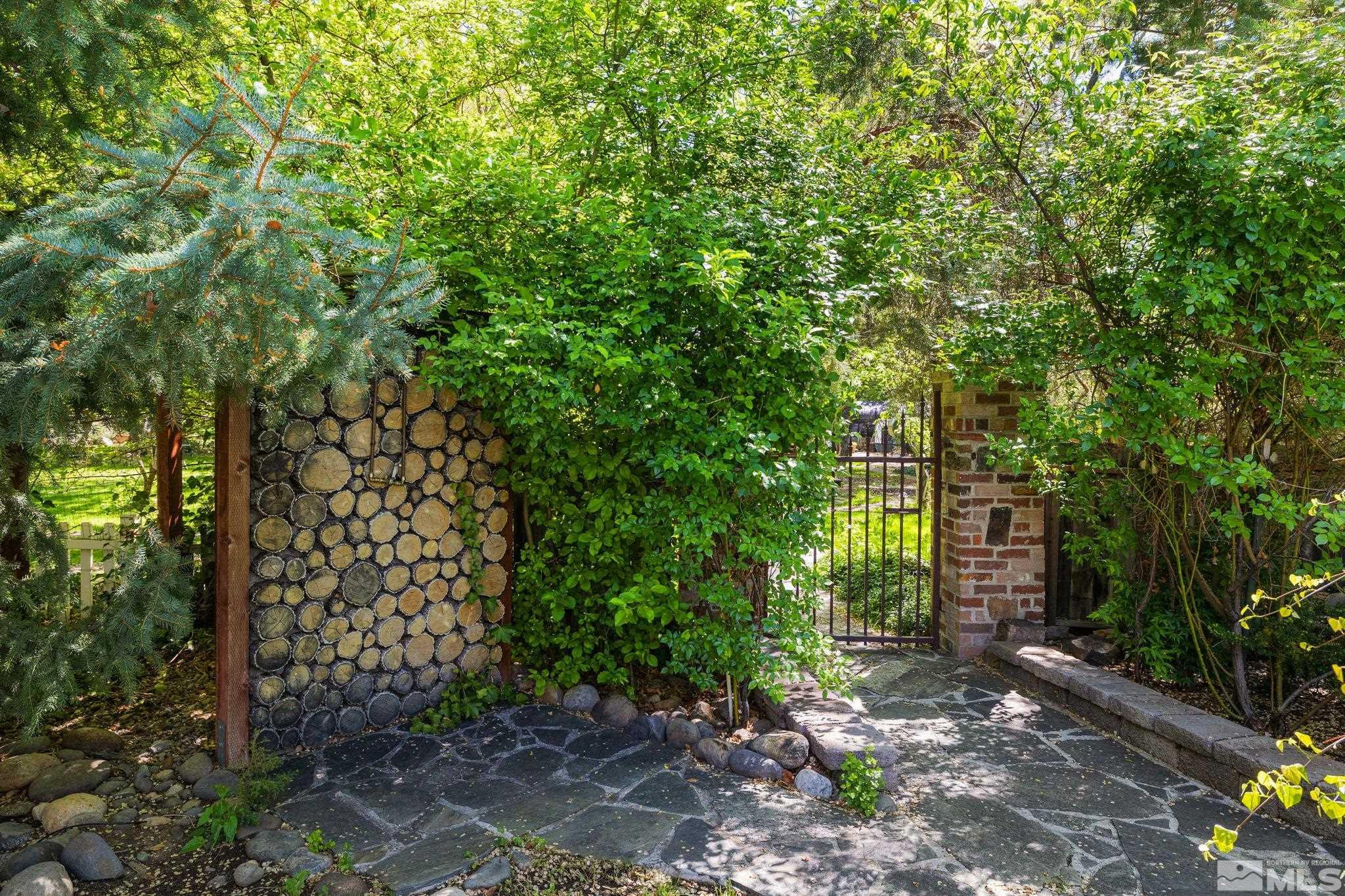 1550 Mount Rose St.
