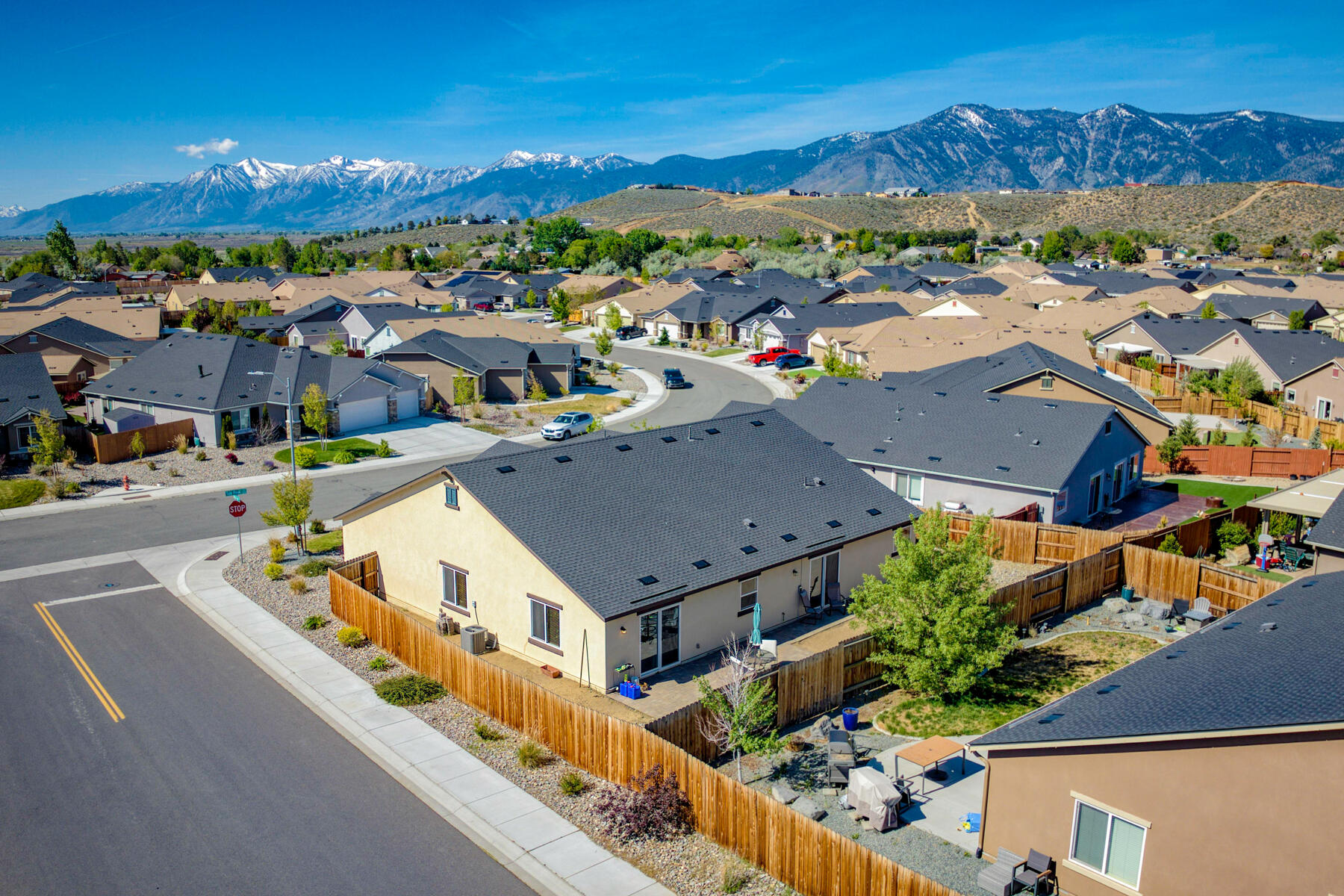 1390 Tule Peak Circle