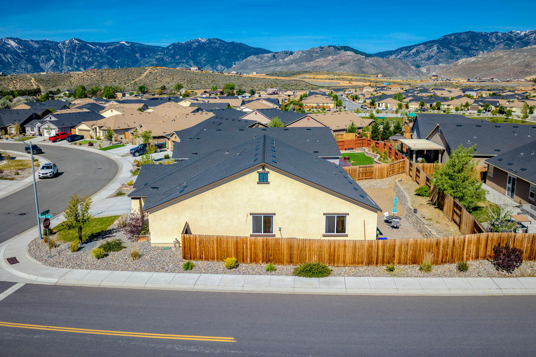 1390 Tule Peak Circle