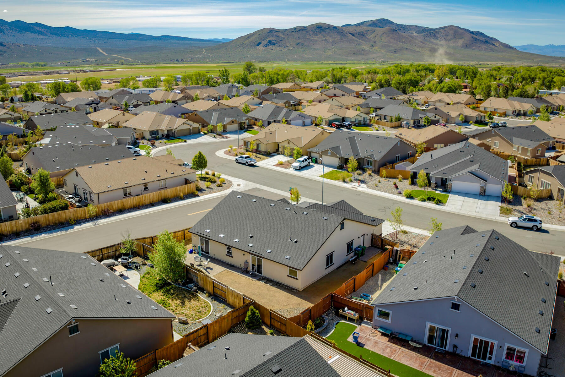 1390 Tule Peak Circle