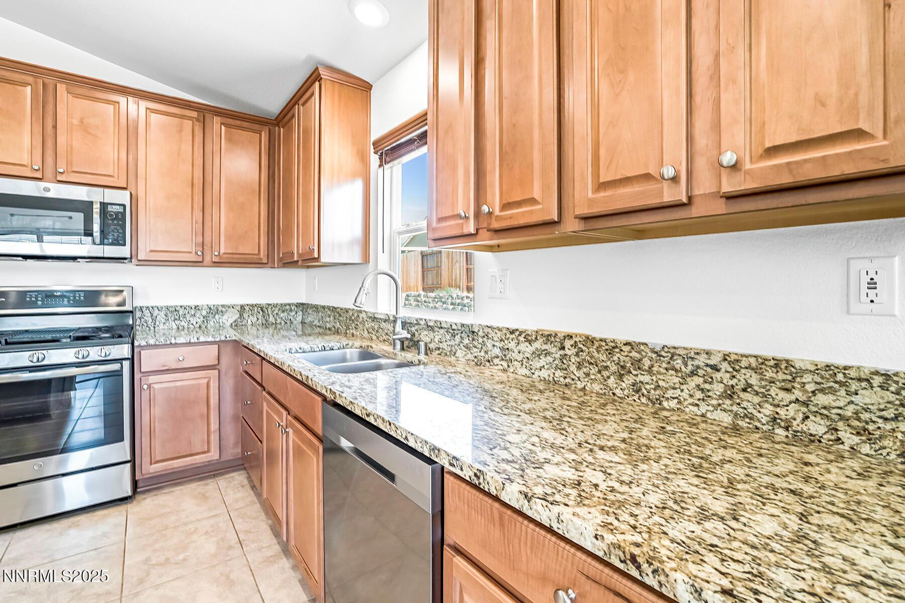 1390 Tule Peak Circle