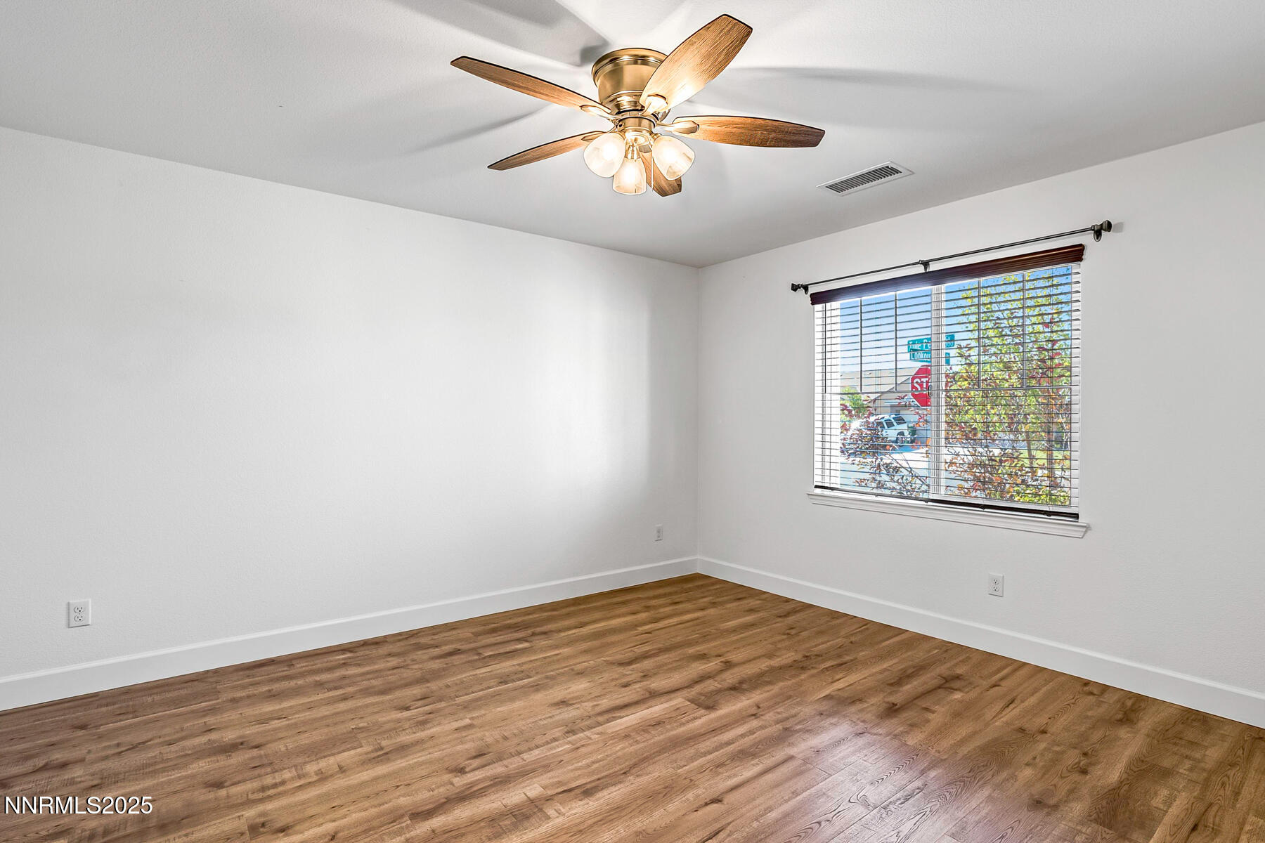 1390 Tule Peak Circle