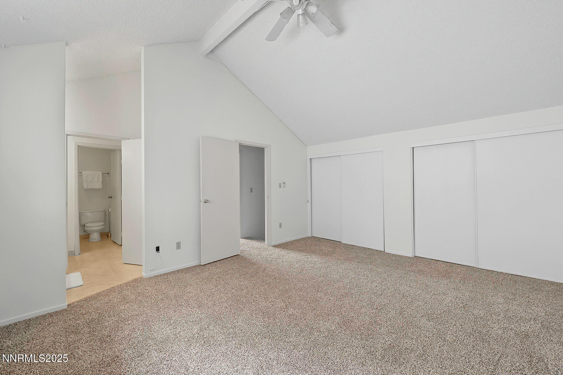 1270 Searchlite Court