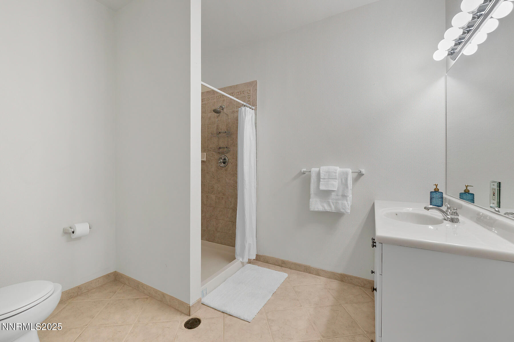 1742 Spyglass Circle