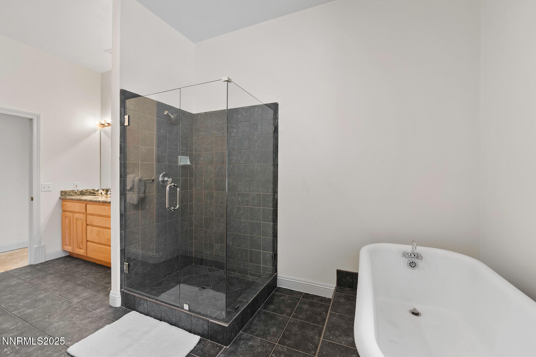 1742 Spyglass Circle