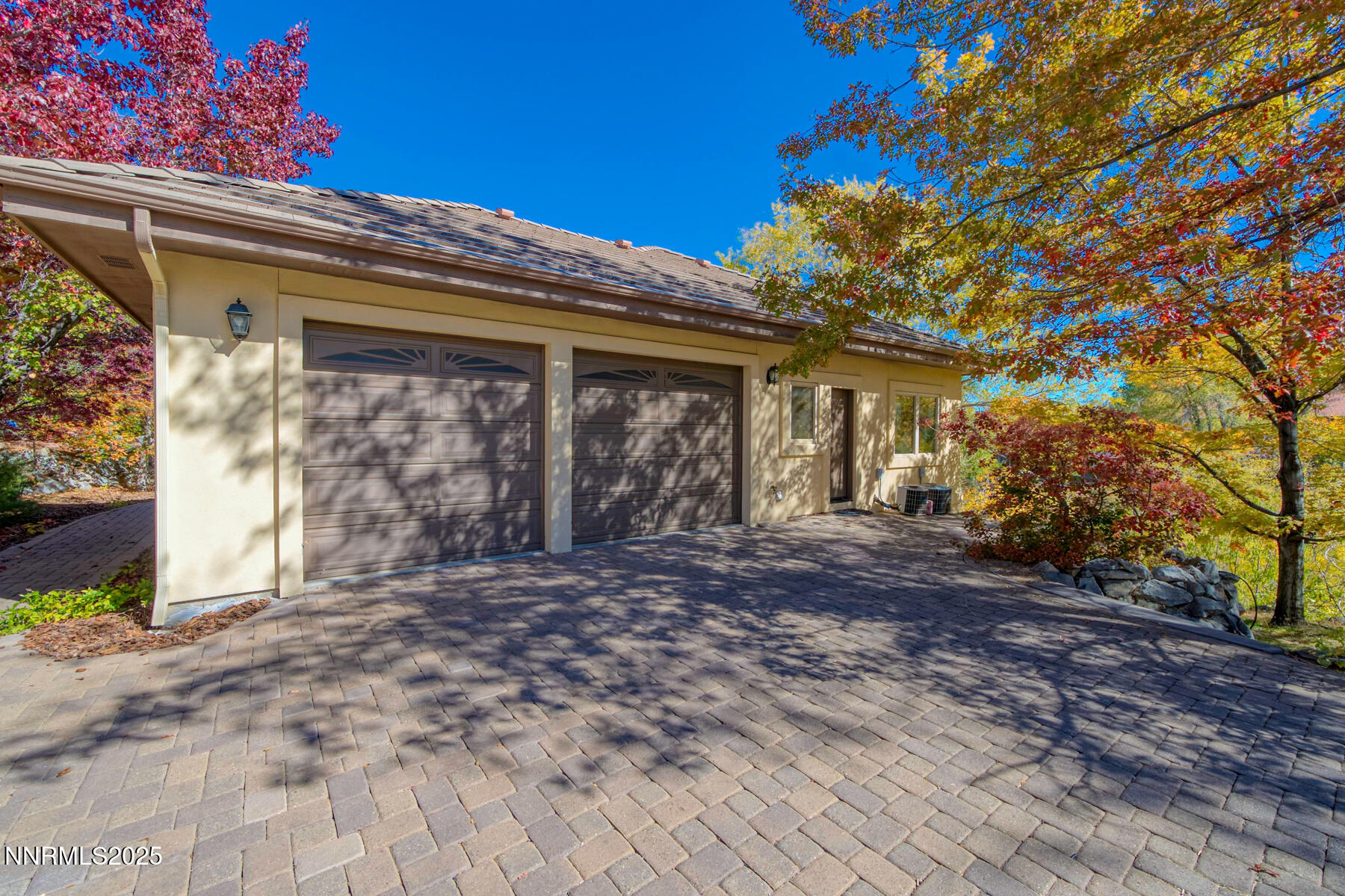 1742 Spyglass Circle