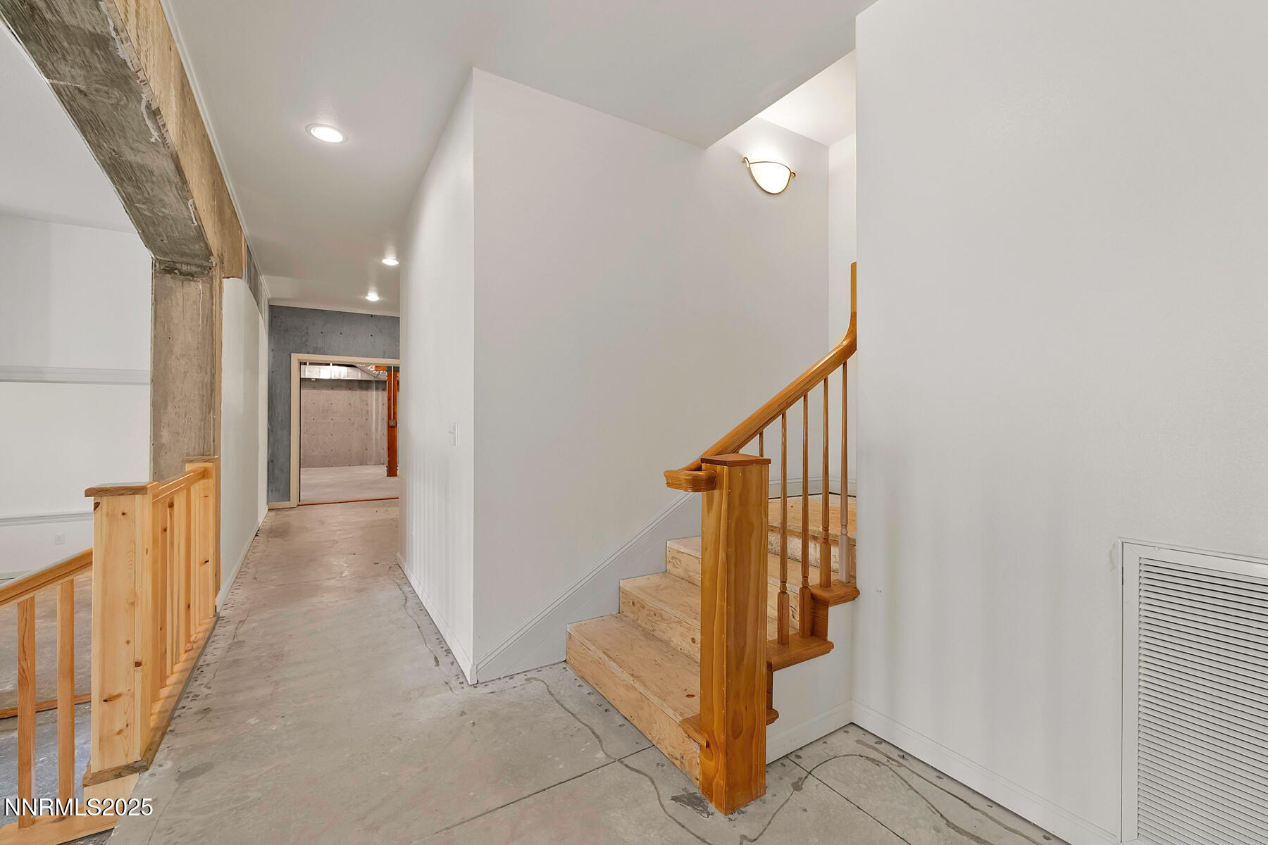 1742 Spyglass Circle