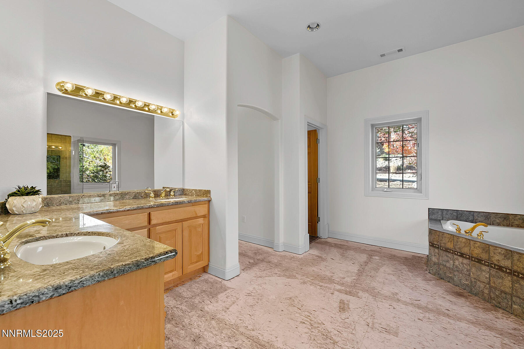 1742 Spyglass Circle