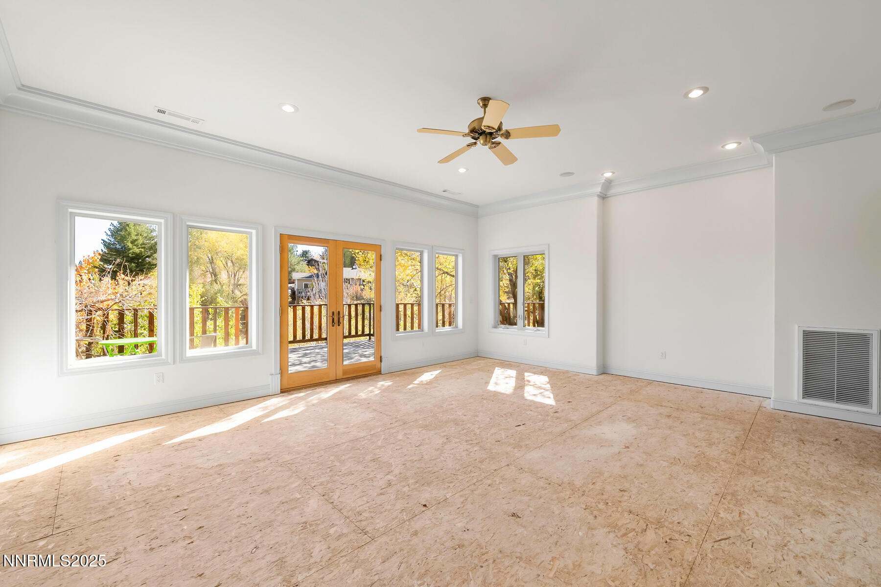 1742 Spyglass Circle