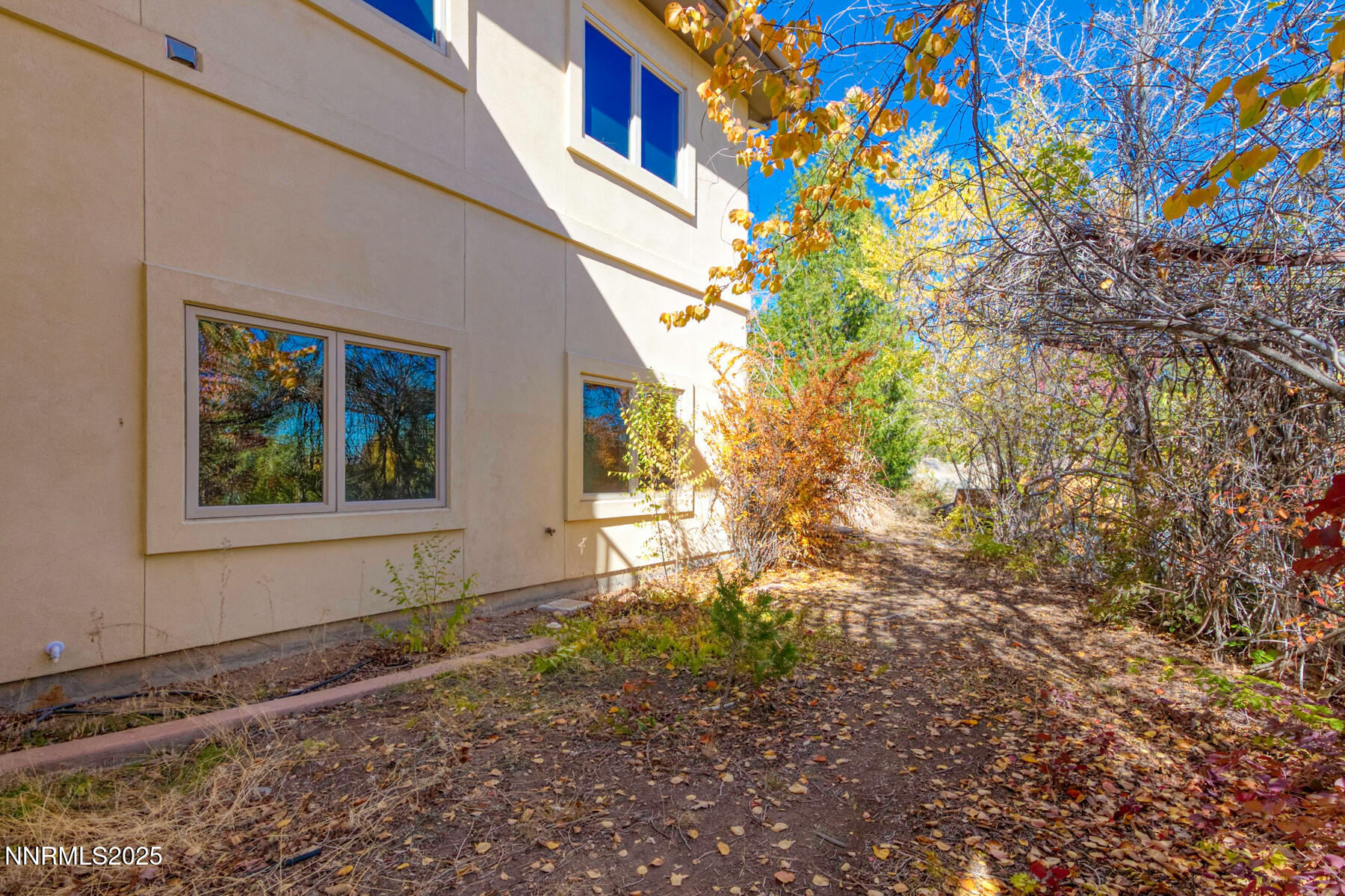 1742 Spyglass Circle