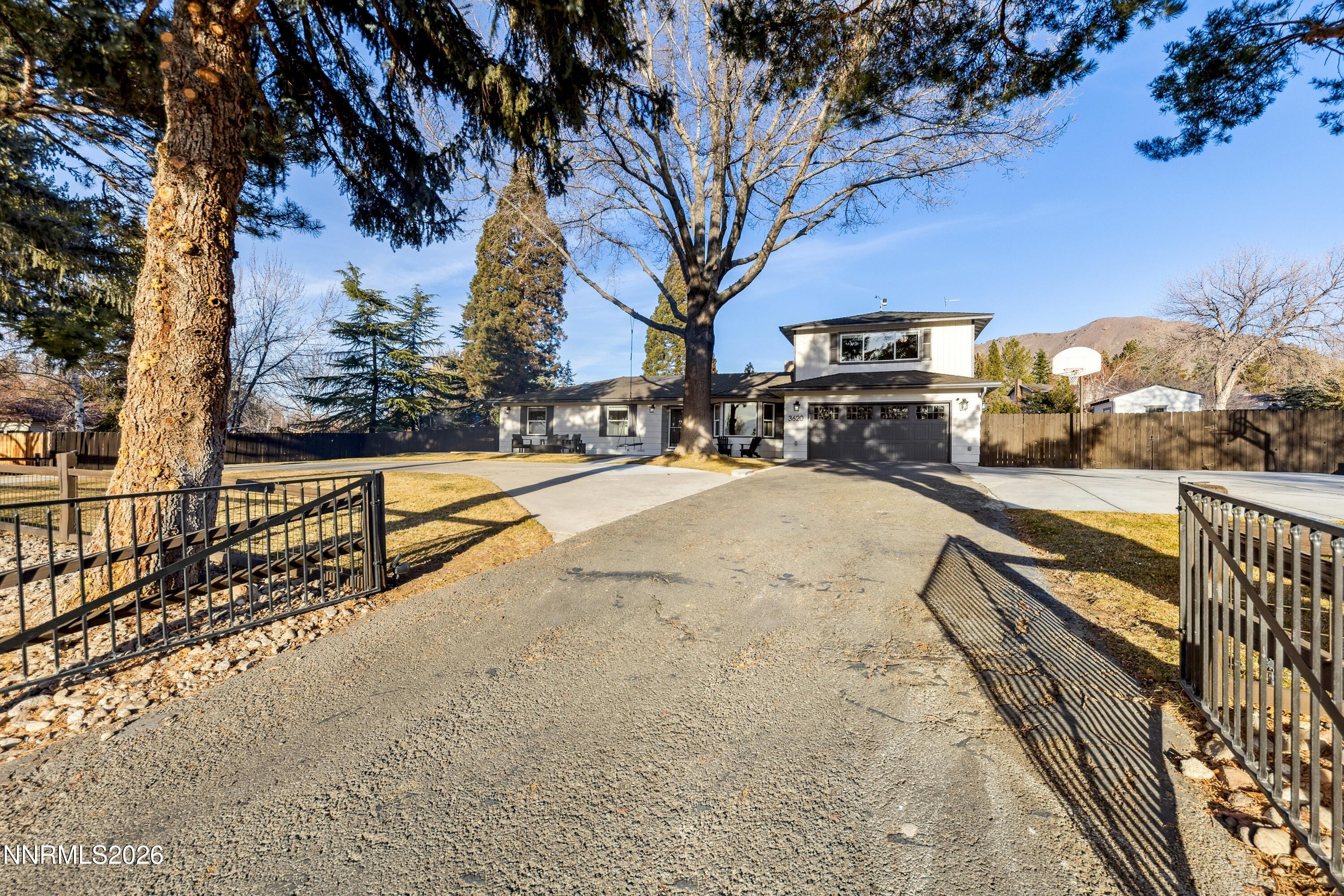 3620 E Hidden Valley Drive