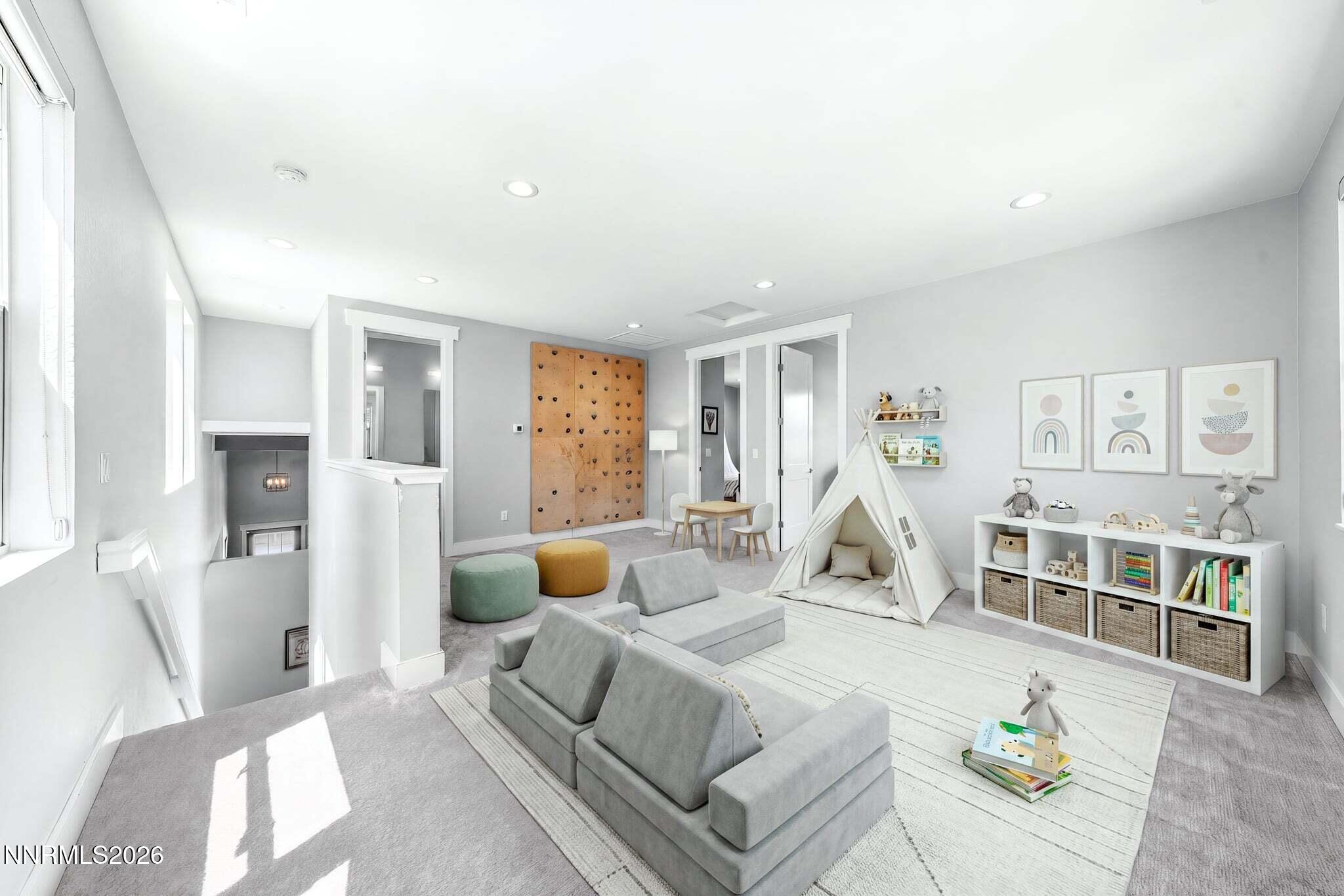 1010 Skyline Boulevard