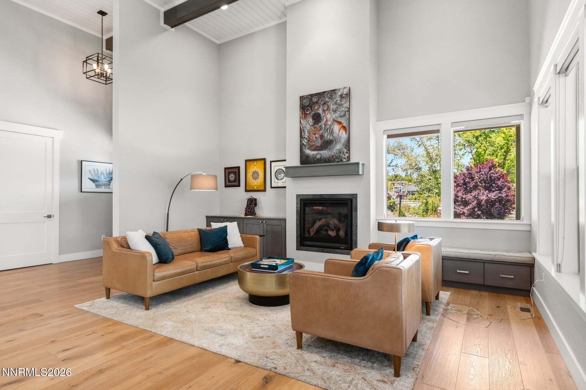 1010 Skyline Boulevard