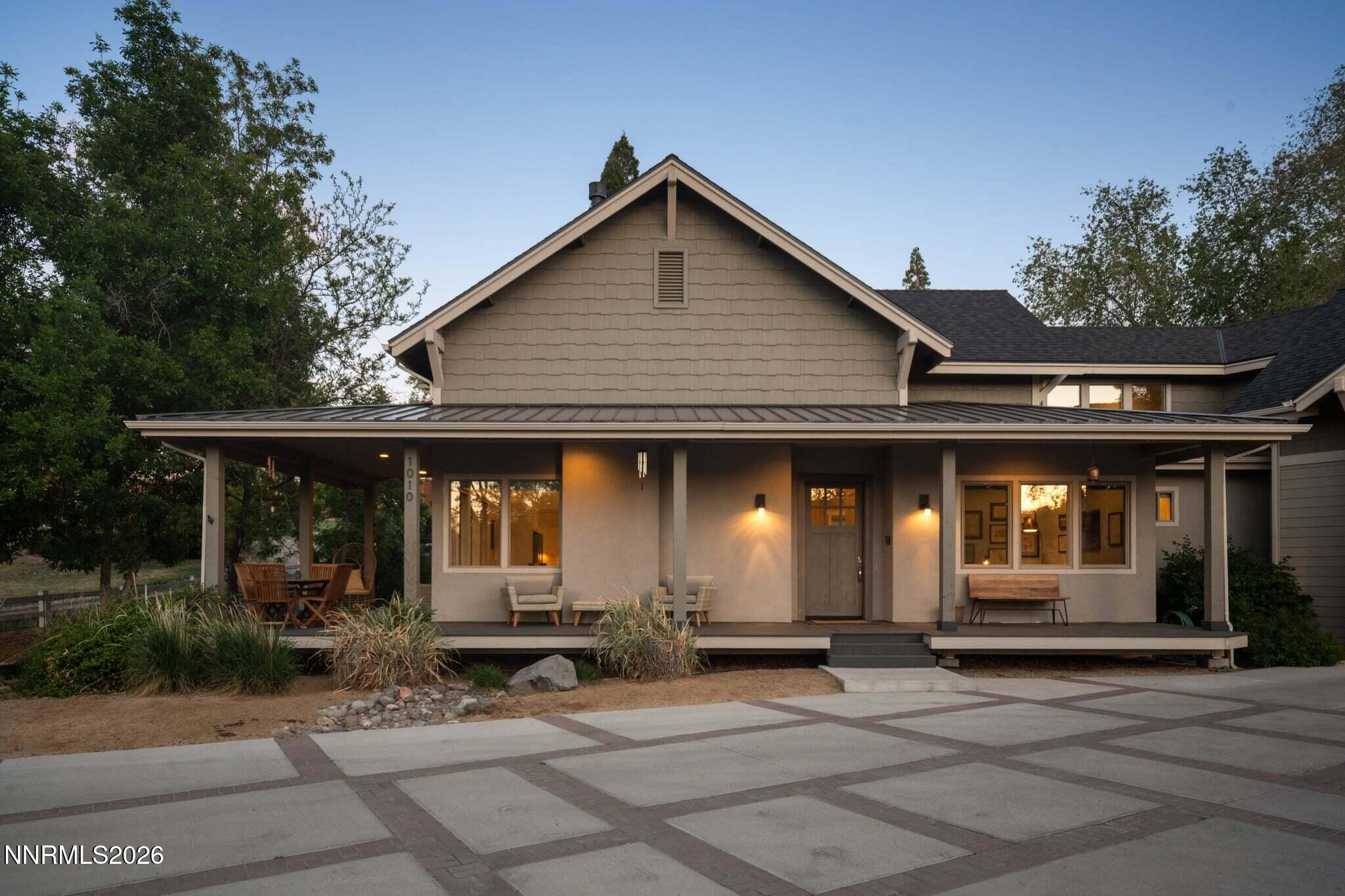 1010 Skyline Boulevard