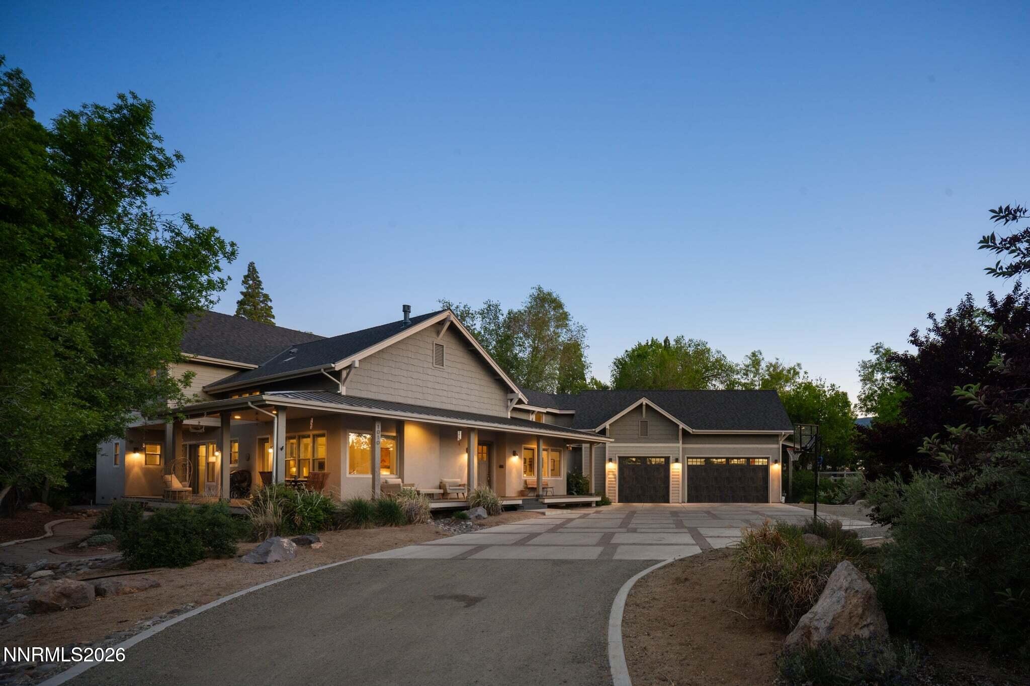 1010 Skyline Boulevard