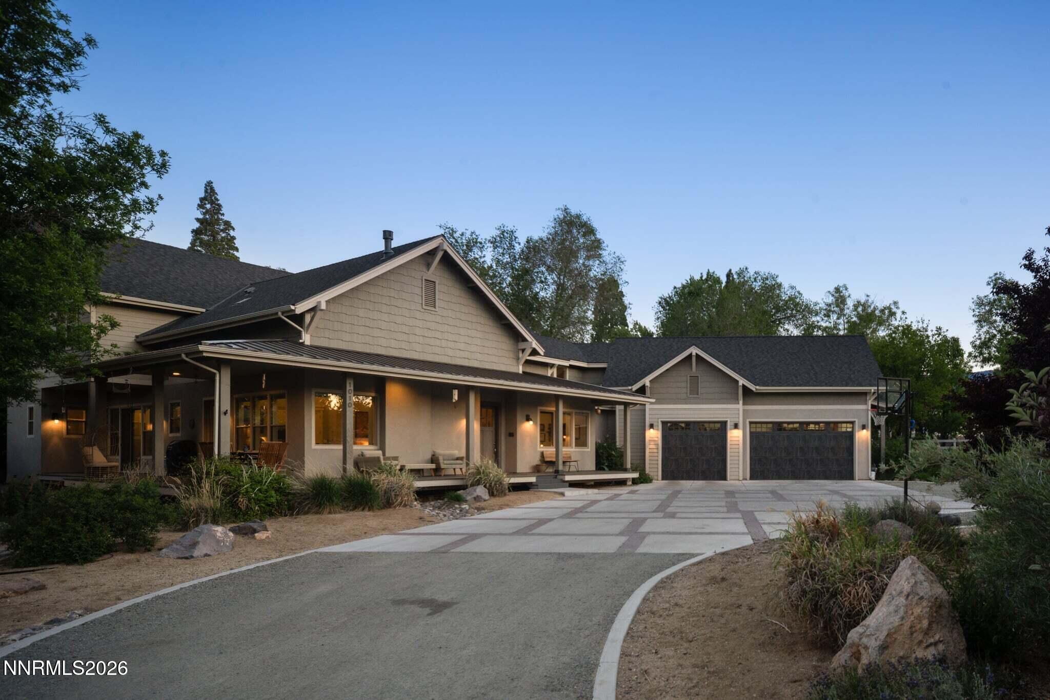 1010 Skyline Boulevard