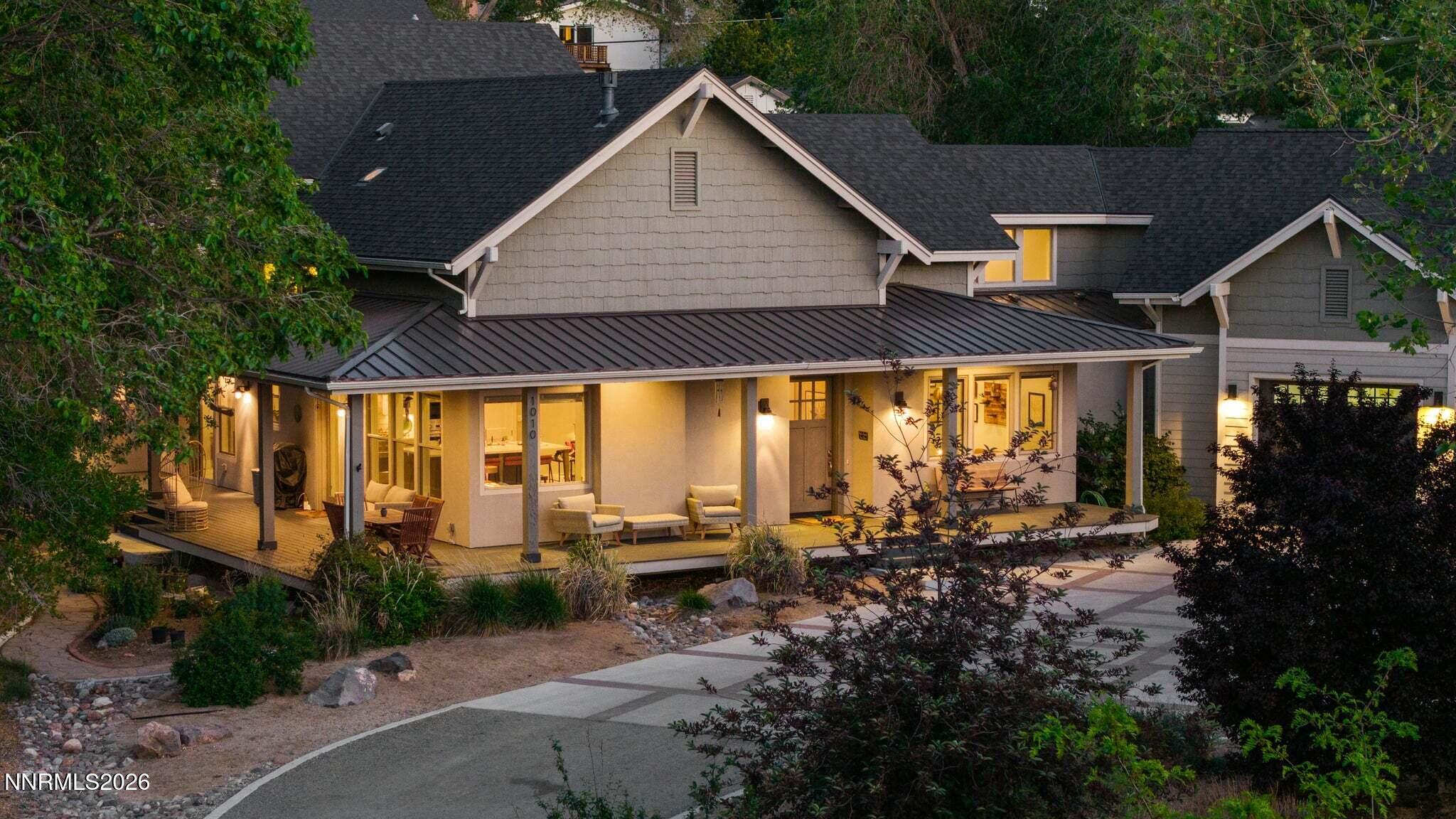 1010 Skyline Boulevard