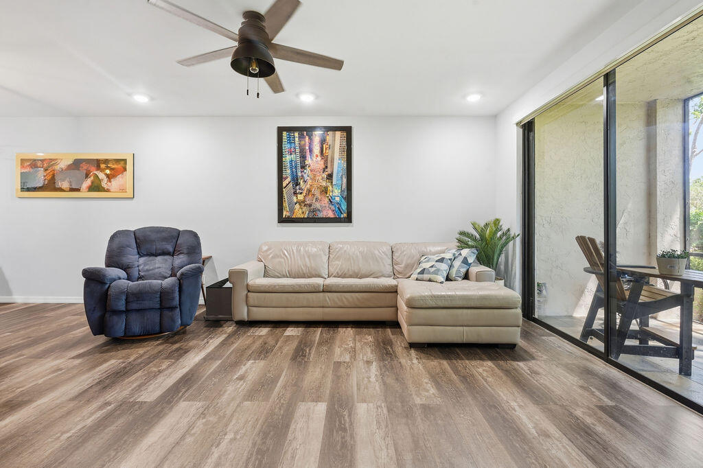 1143 Duncan Circle 103