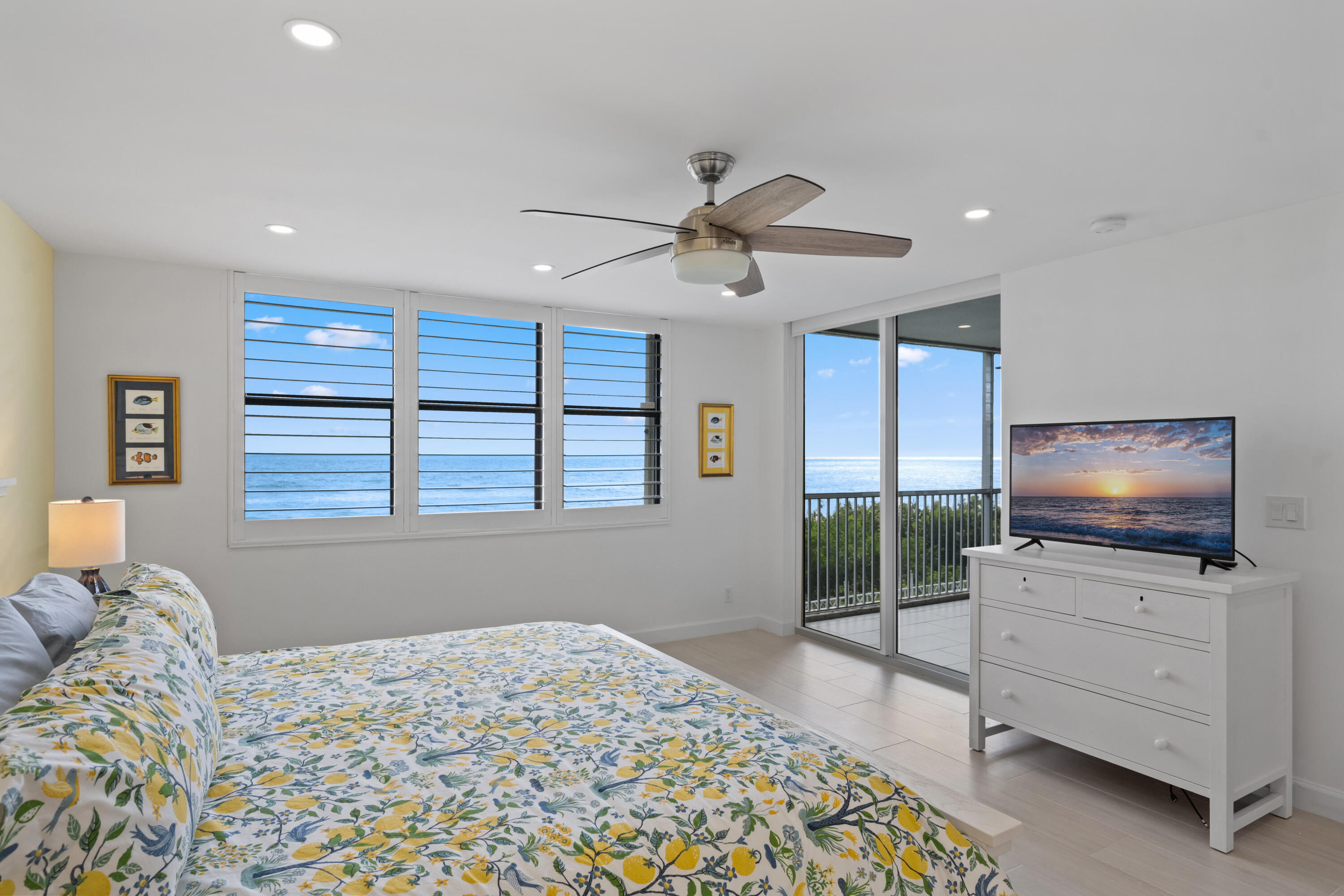 840 Ocean Drive 103