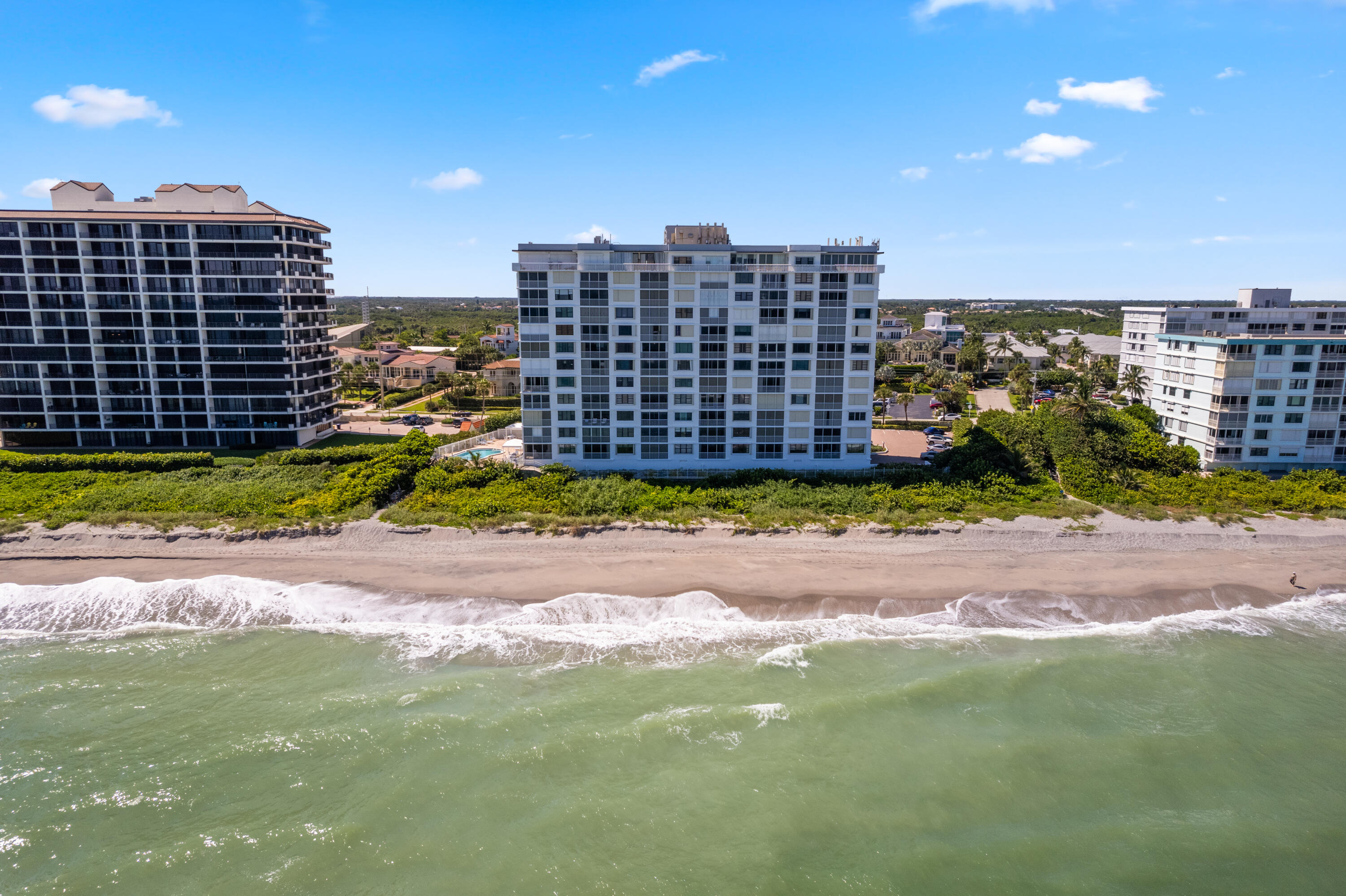 840 Ocean Drive 103