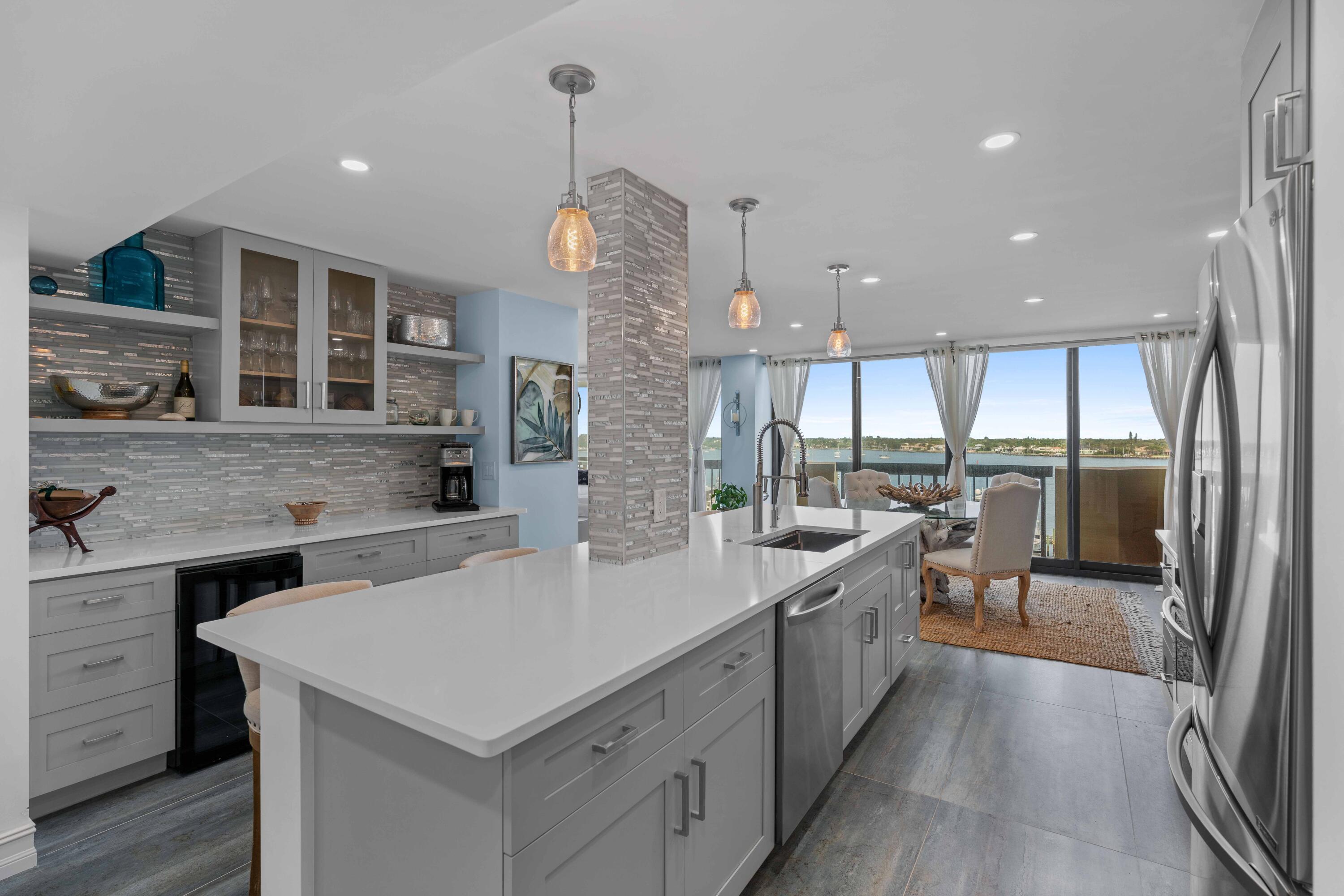 108 Lakeshore Drive 839