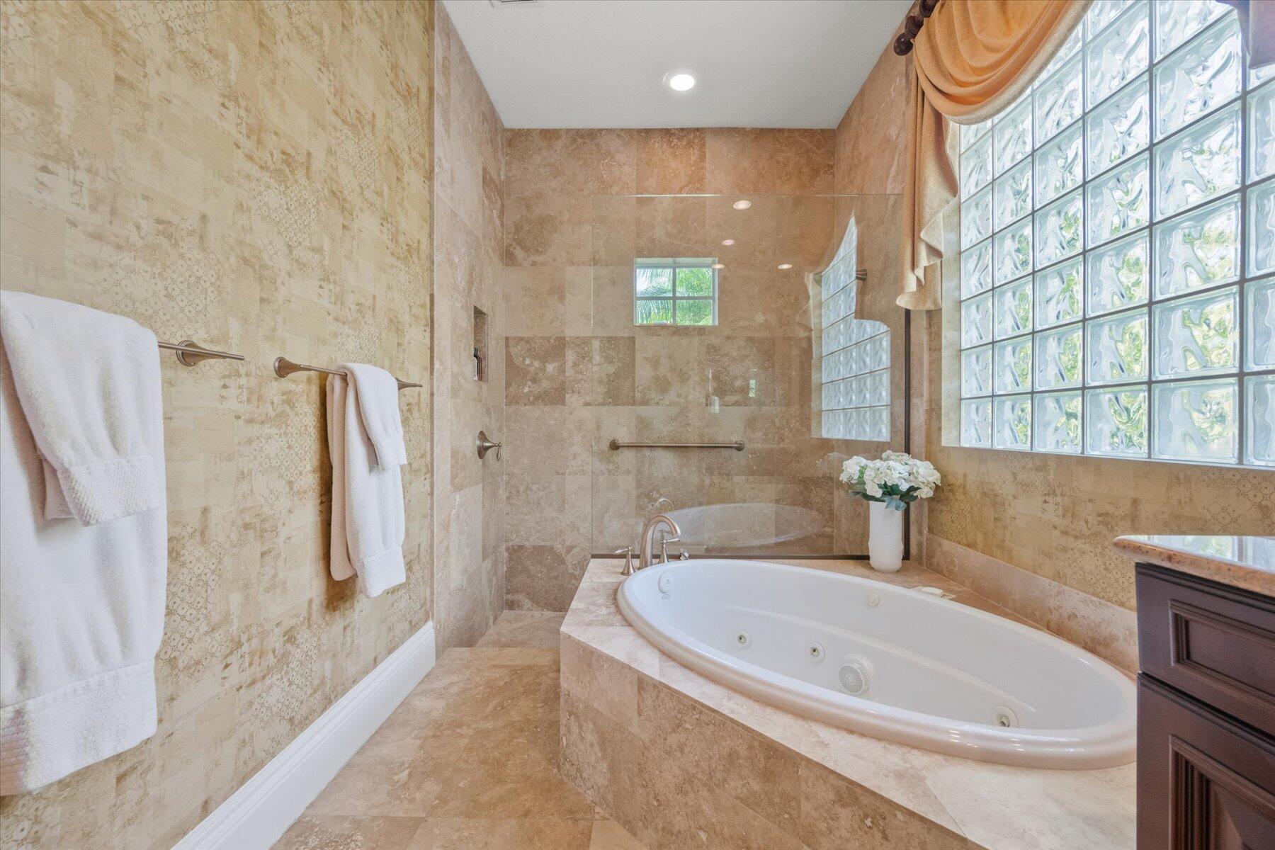 121 Hawksbill Way