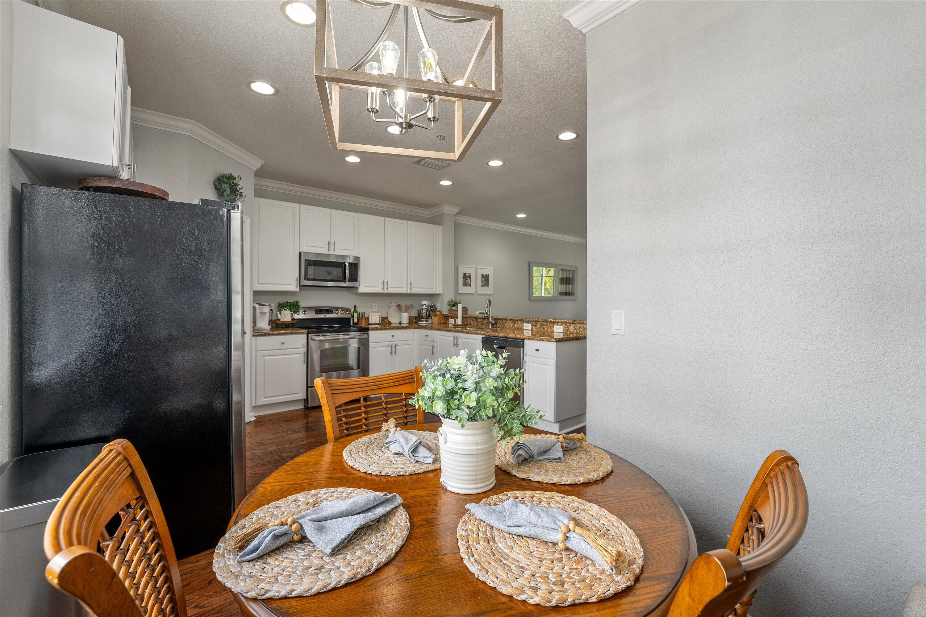 163 Greenwich Circle