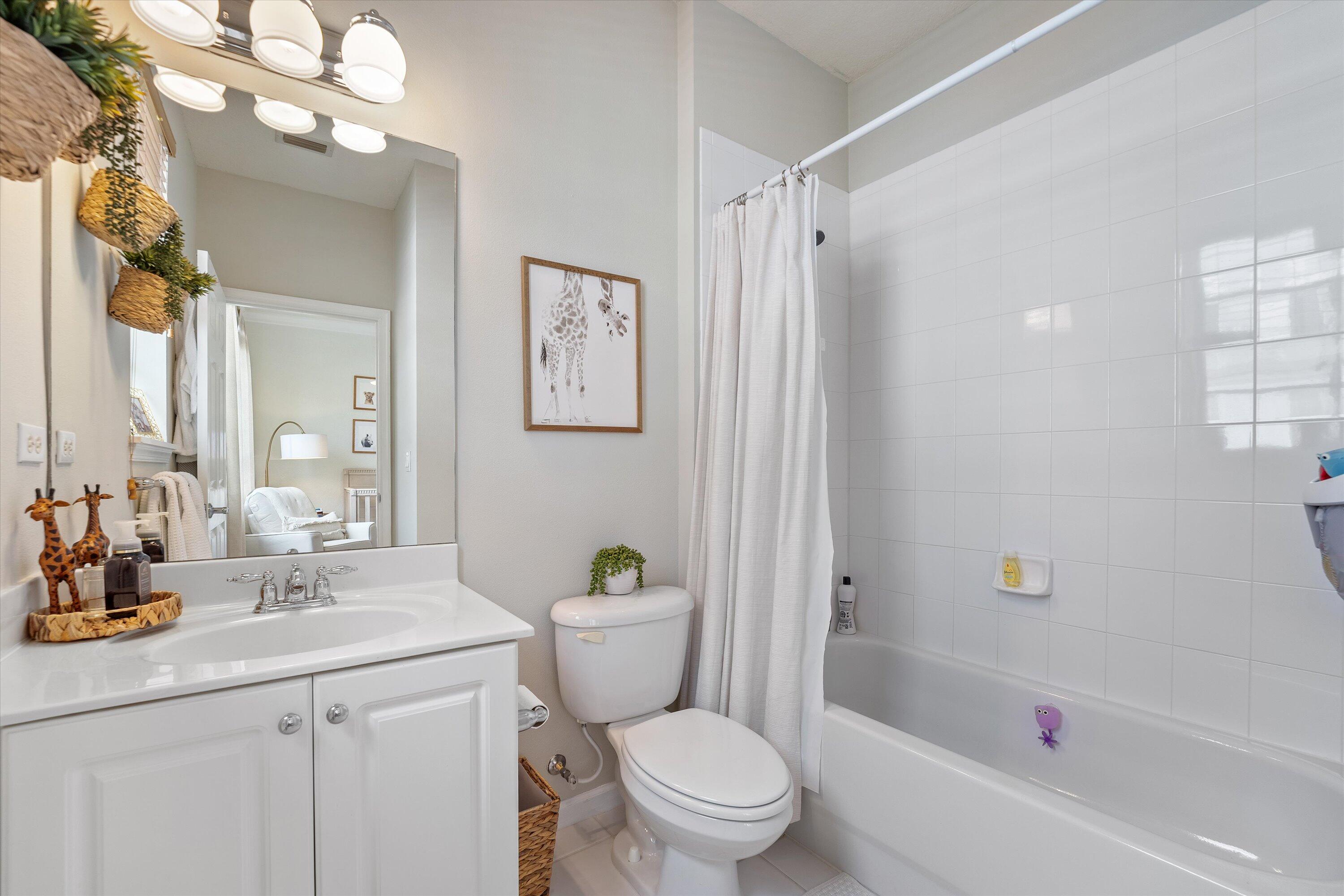 163 Greenwich Circle
