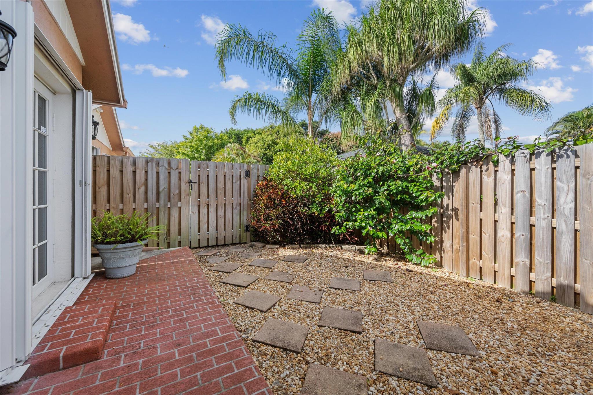 1805 The 12th Fairway