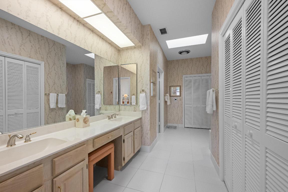 3506 Lantern Bay Drive