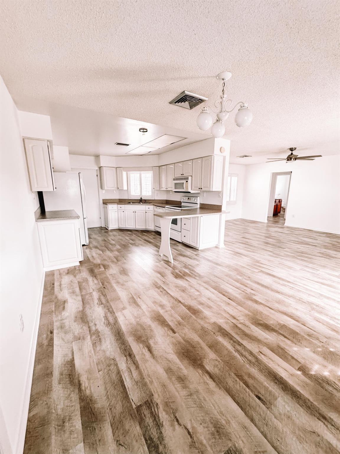 8053 SE Carlton Street