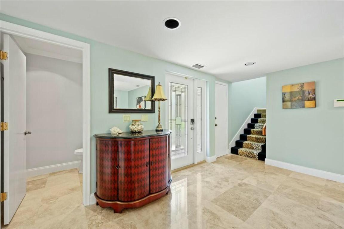 17210 Fownes Crescent