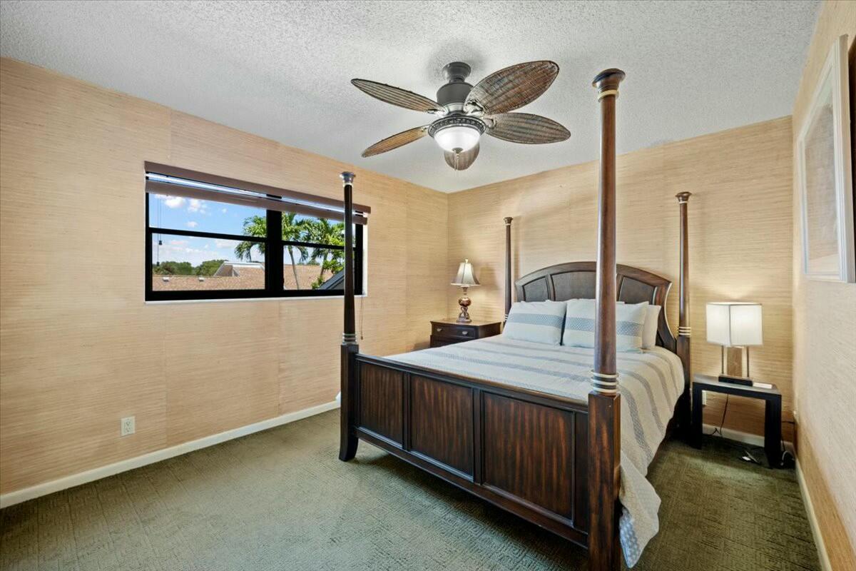 17210 Fownes Crescent